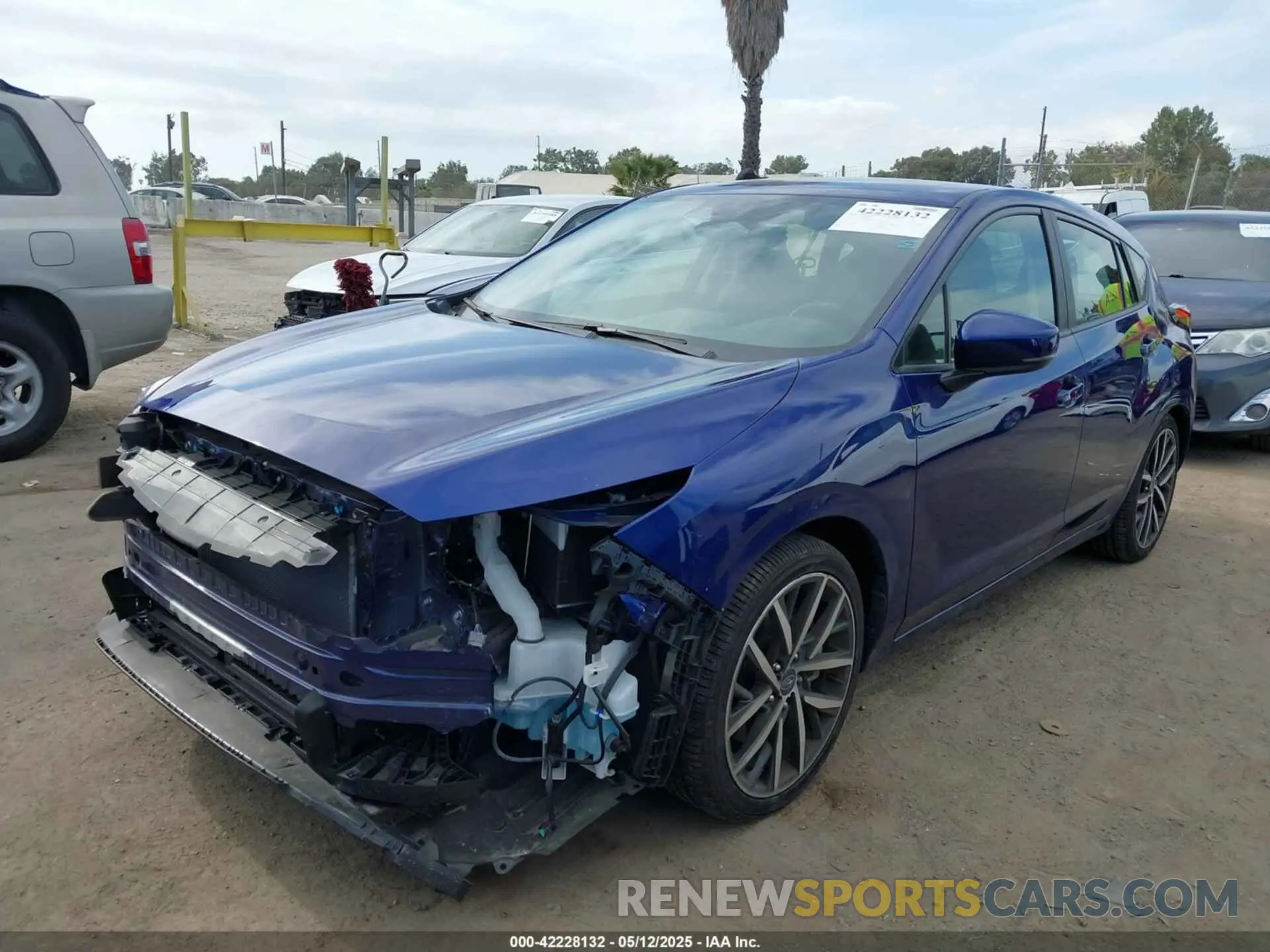 2 fotografías del automóvil dañado JF1GUAFC4R8375985 SUBARU IMPREZA 2024