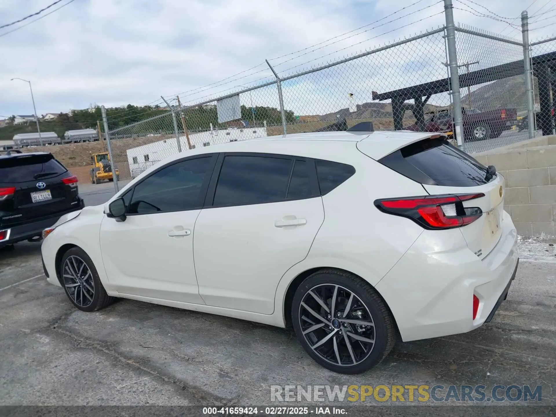 14 fotografías del automóvil dañado JF1GUAFC6R8383859 SUBARU IMPREZA 2024