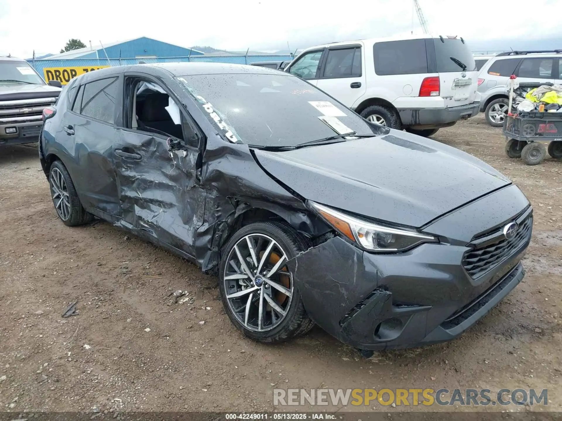 6 fotografías del automóvil dañado JF1GUAFC6R8890079 SUBARU IMPREZA 2024
