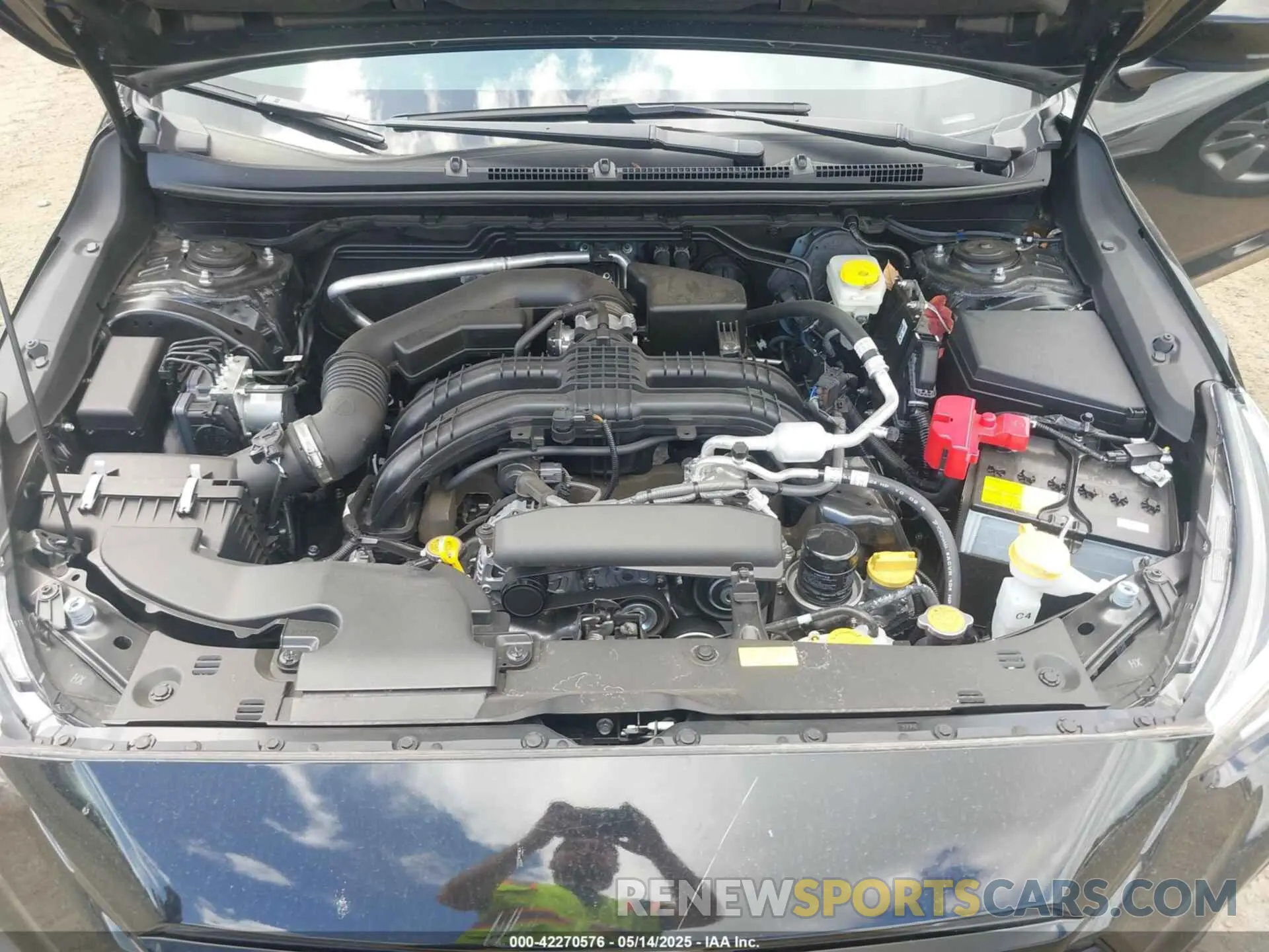 10 fotografías del automóvil dañado JF1GUAFC8R8333867 SUBARU IMPREZA 2024