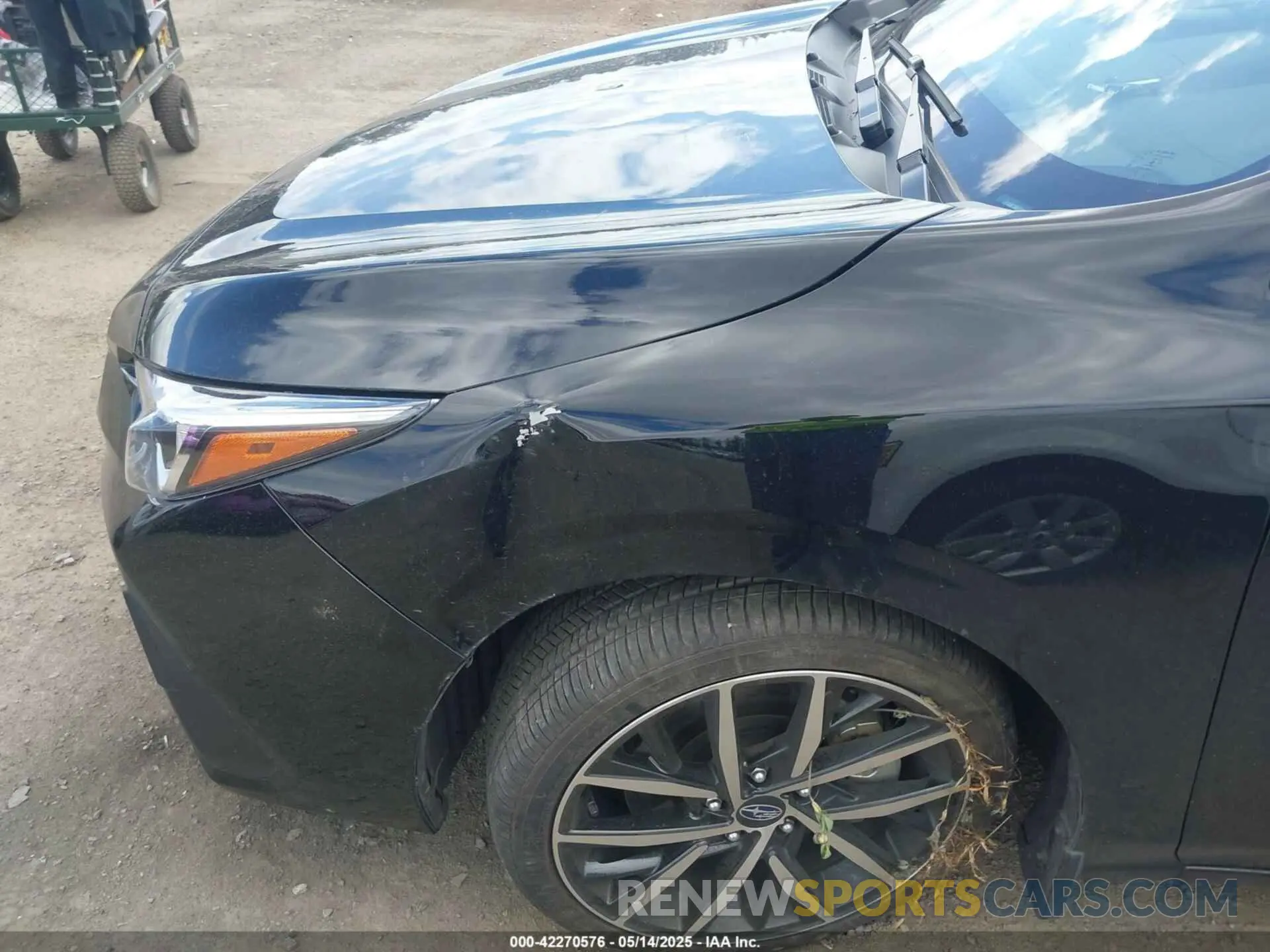 19 fotografías del automóvil dañado JF1GUAFC8R8333867 SUBARU IMPREZA 2024