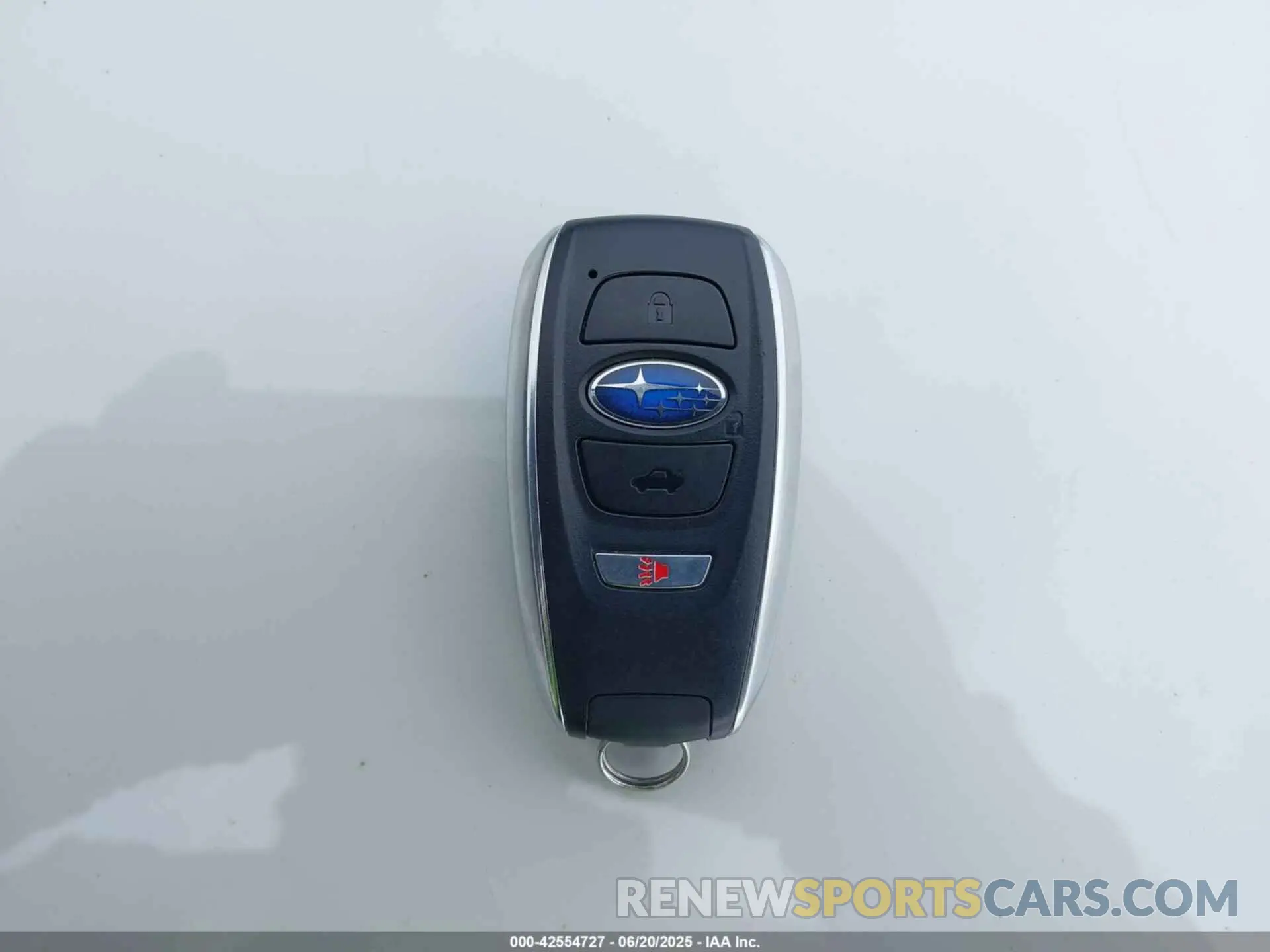 11 fotografías del automóvil dañado JF1GUAFCXR8889789 SUBARU IMPREZA 2024