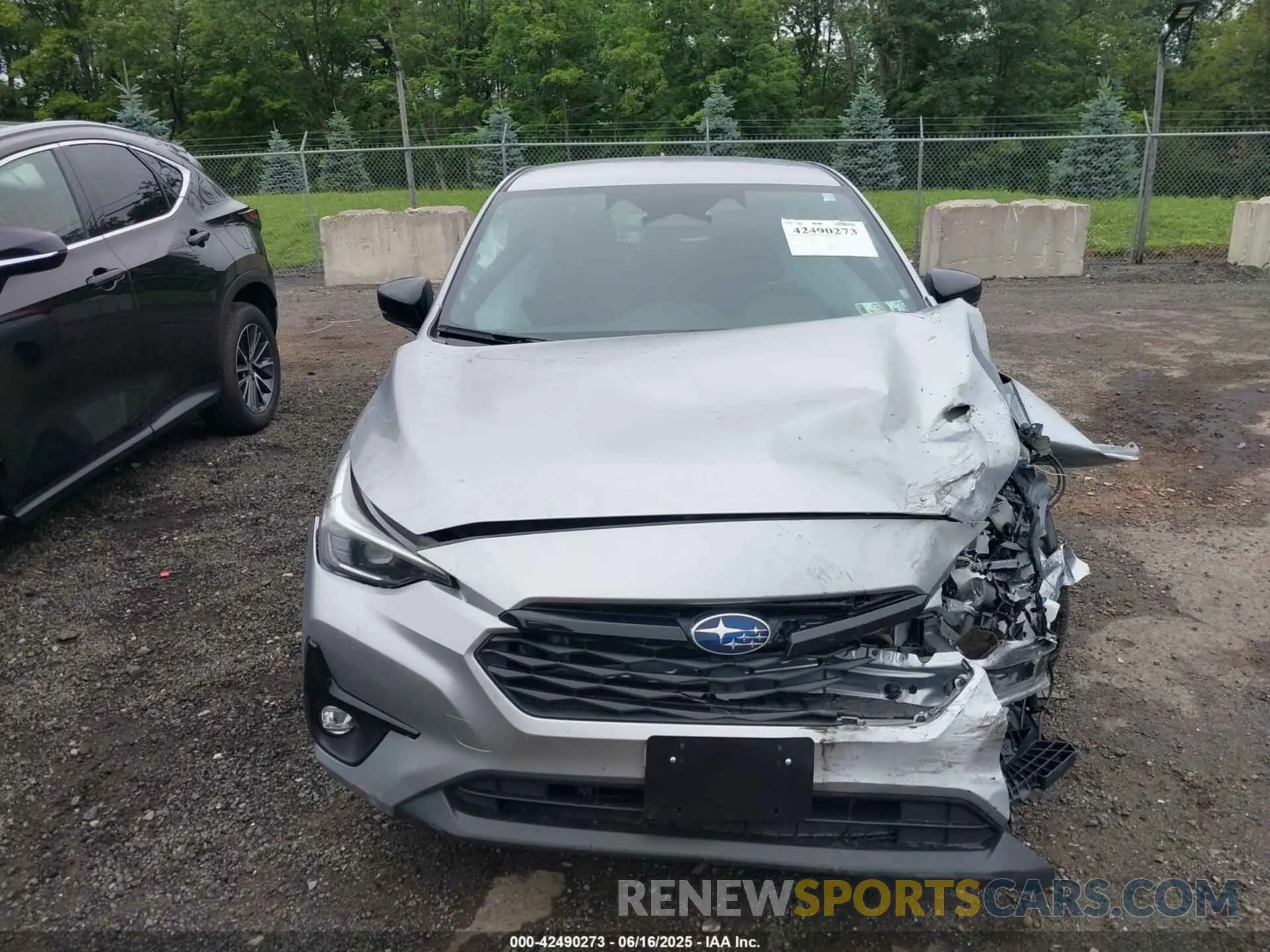 12 fotografías del automóvil dañado JF1GUHHC3R8327819 SUBARU IMPREZA 2024