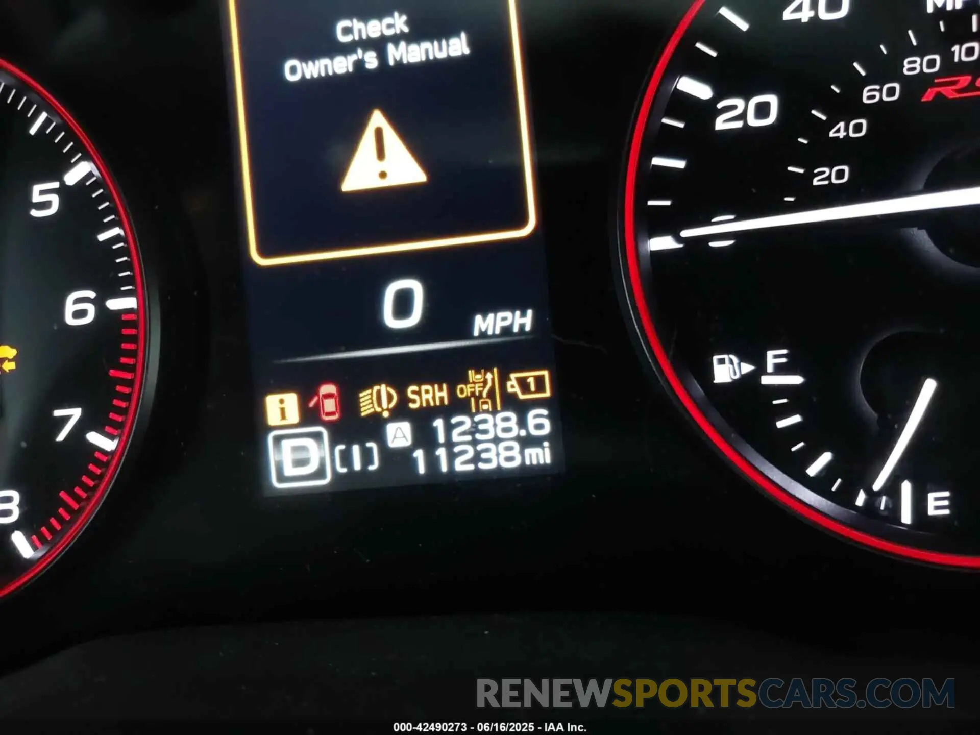 15 fotografías del automóvil dañado JF1GUHHC3R8327819 SUBARU IMPREZA 2024