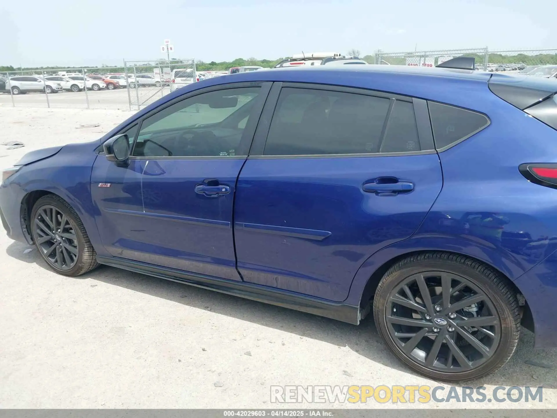 14 fotografías del automóvil dañado JF1GUHHC3R8875741 SUBARU IMPREZA 2024