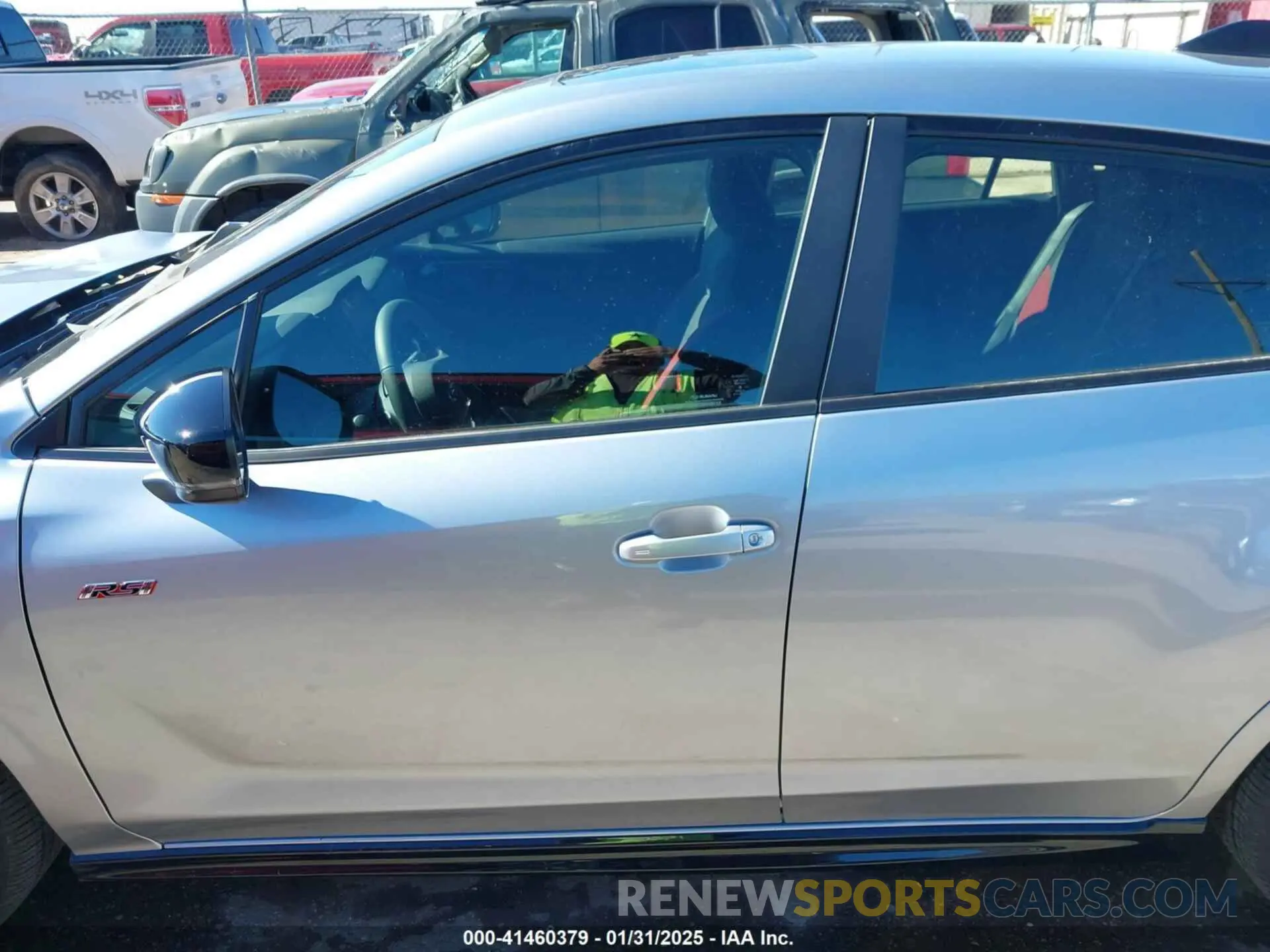 14 fotografías del automóvil dañado JF1GUHJC0R8896184 SUBARU IMPREZA 2024