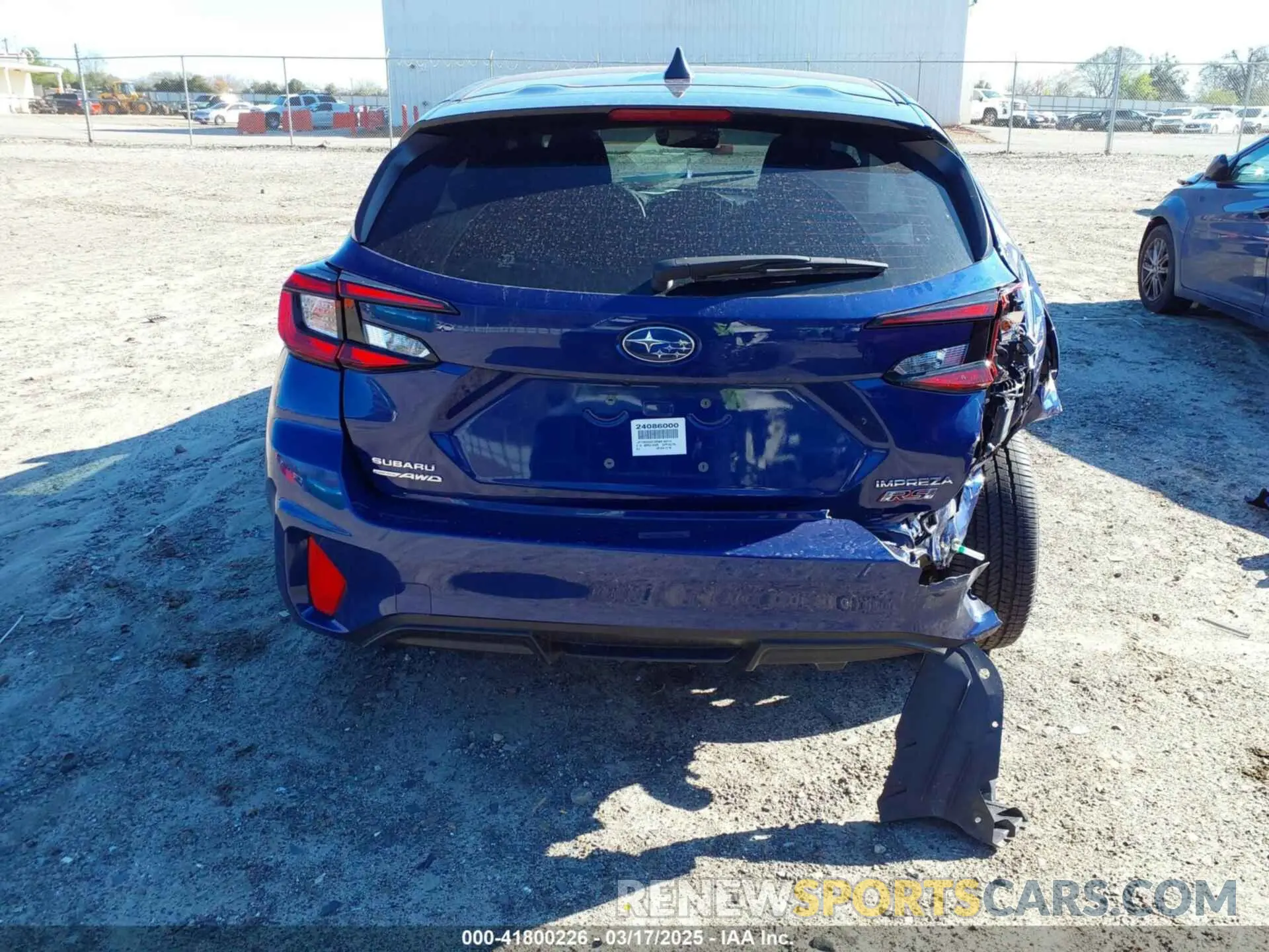 17 fotografías del automóvil dañado JF1GUHJC5R8318274 SUBARU IMPREZA 2024