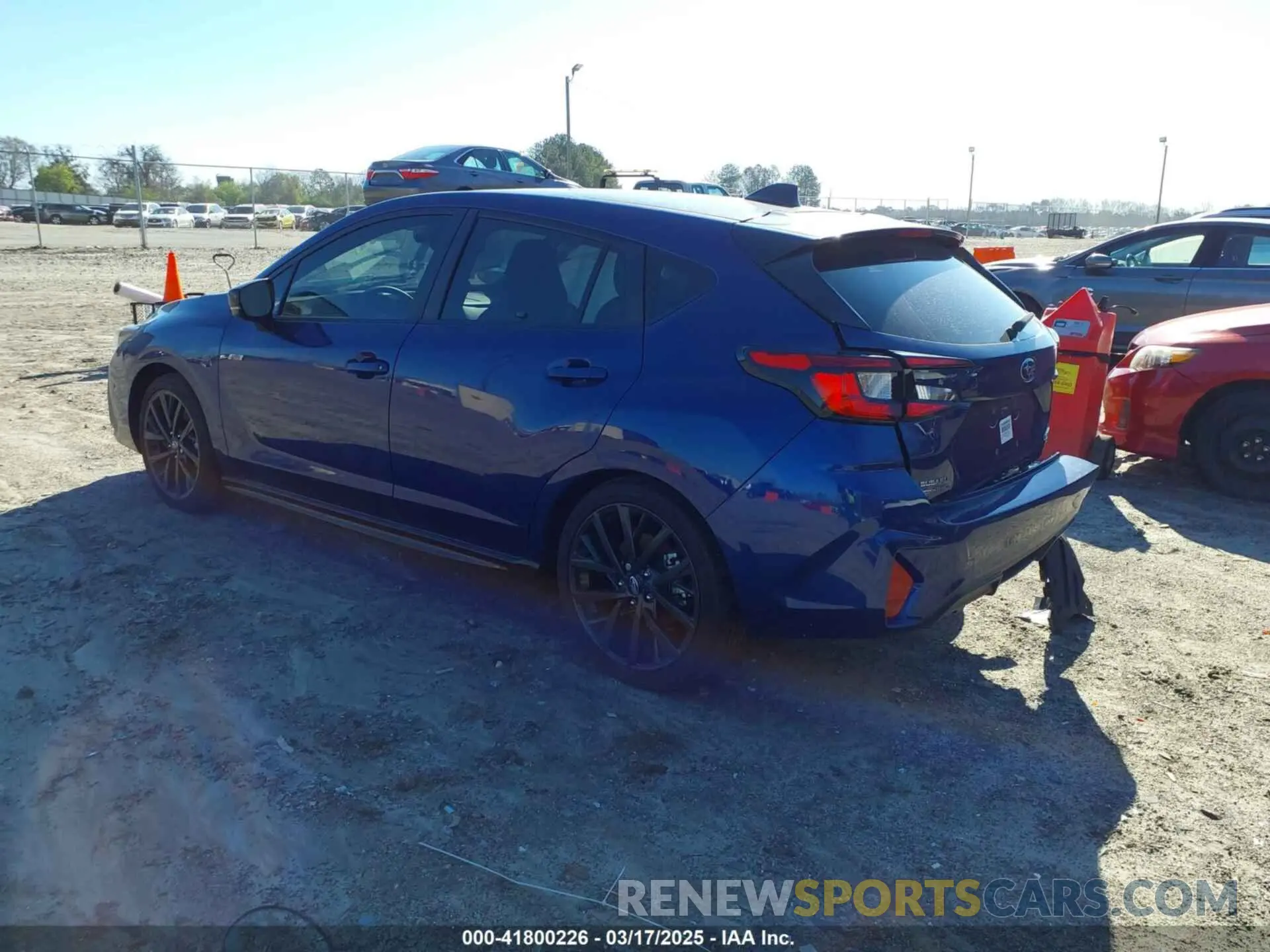 3 fotografías del automóvil dañado JF1GUHJC5R8318274 SUBARU IMPREZA 2024