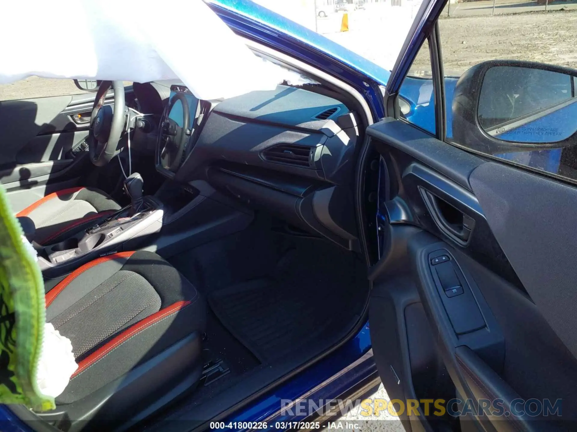 5 fotografías del automóvil dañado JF1GUHJC5R8318274 SUBARU IMPREZA 2024