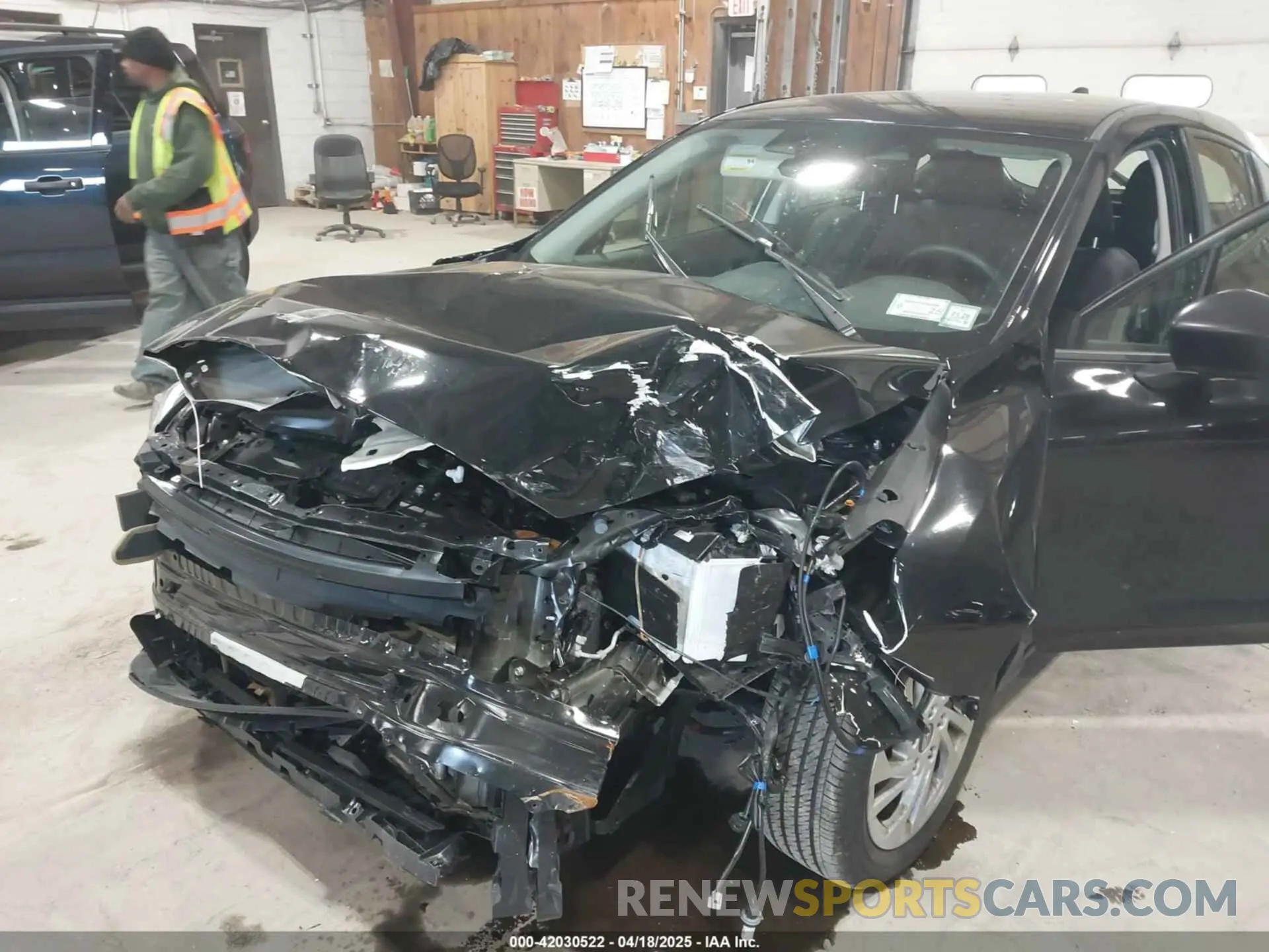 6 fotografías del automóvil dañado JF1GUABC7S8207544 SUBARU IMPREZA 2025