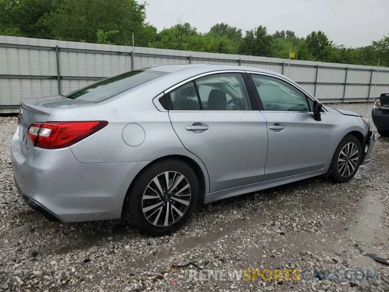 3 fotografías del automóvil dañado 4S3BNAB60K3007677 SUBARU LEGACY 2019