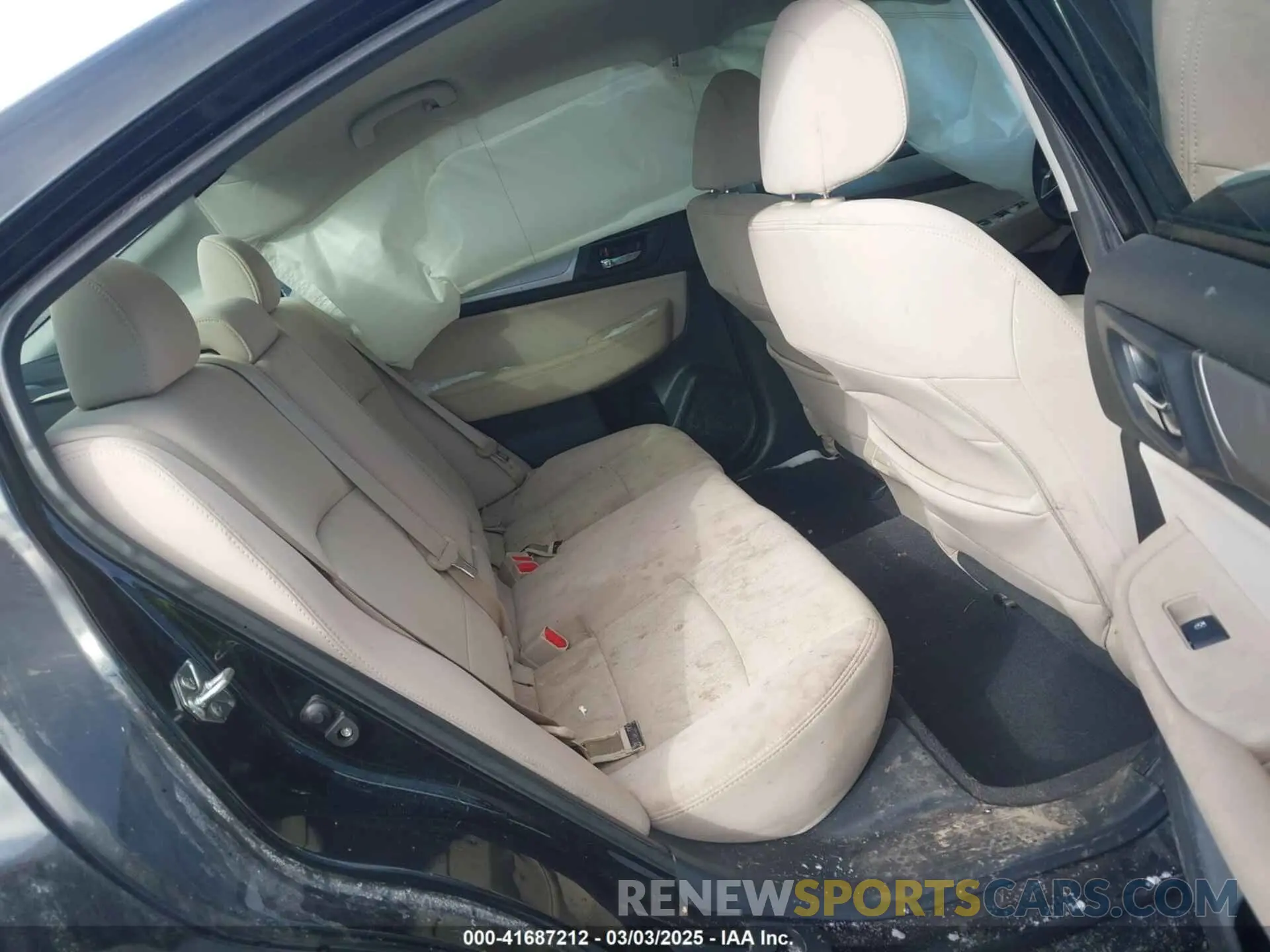 8 fotografías del automóvil dañado 4S3BNAF60K3035277 SUBARU LEGACY 2019
