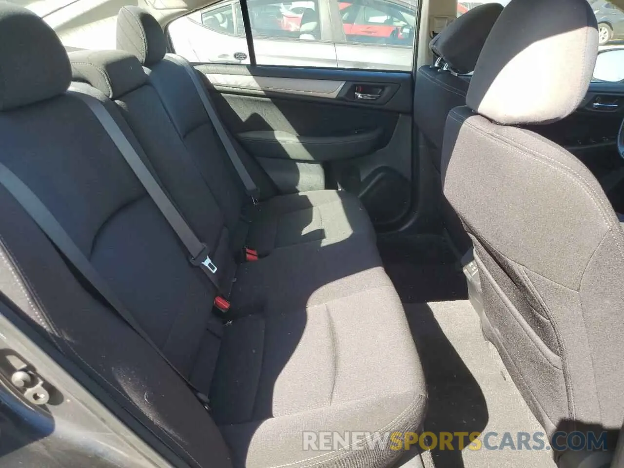 10 fotografías del automóvil dañado 4S3BNAF62K3023843 SUBARU LEGACY 2019