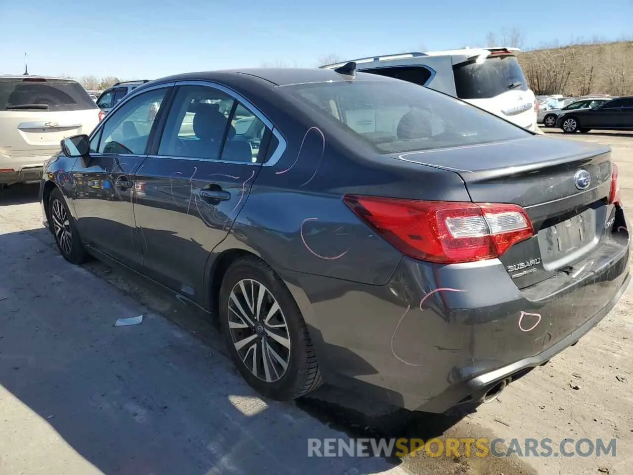 2 fotografías del automóvil dañado 4S3BNAF62K3023843 SUBARU LEGACY 2019