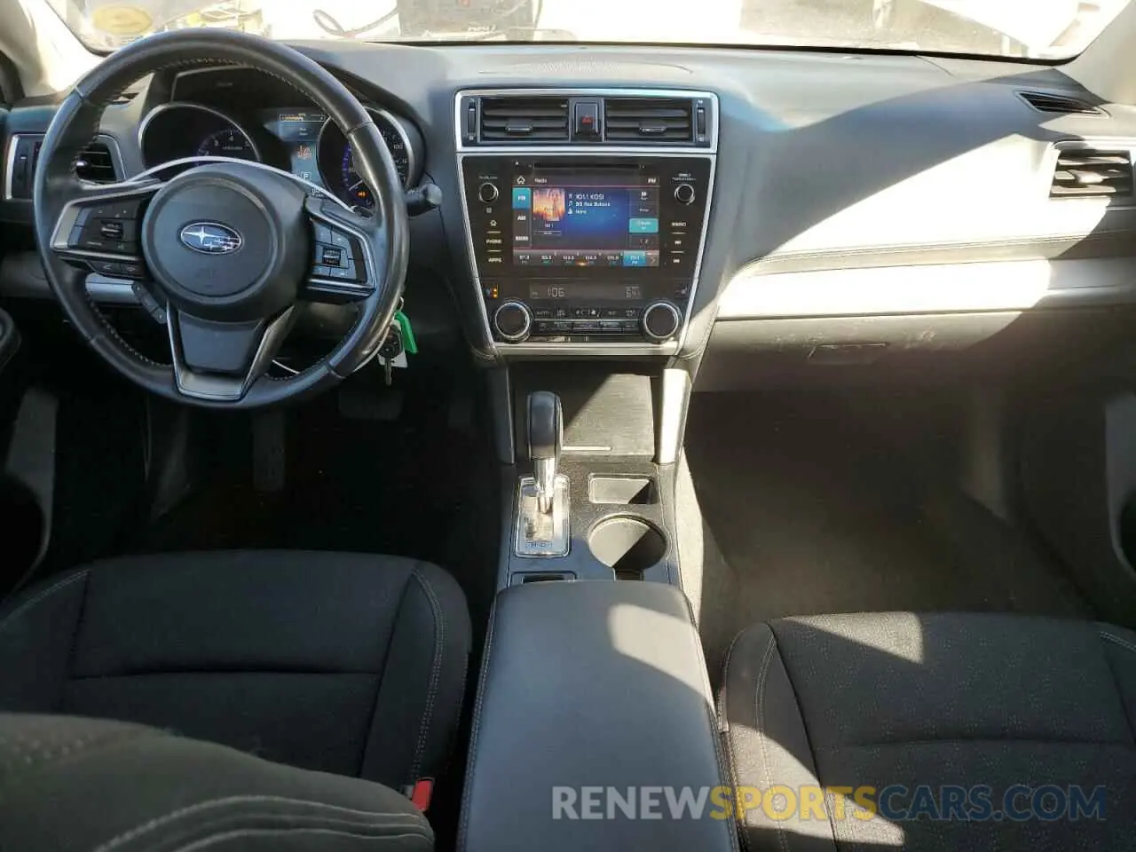 8 fotografías del automóvil dañado 4S3BNAF62K3023843 SUBARU LEGACY 2019
