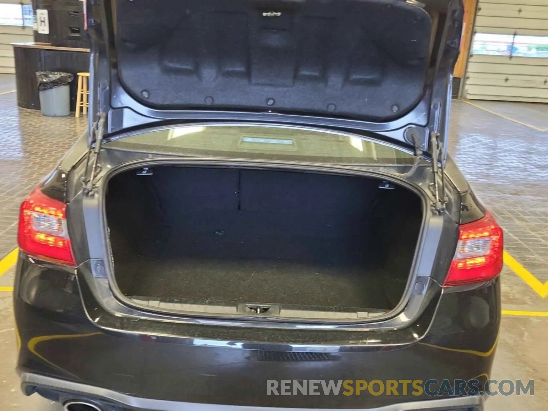 15 fotografías del automóvil dañado 4S3BNAF66K3030472 SUBARU LEGACY 2019