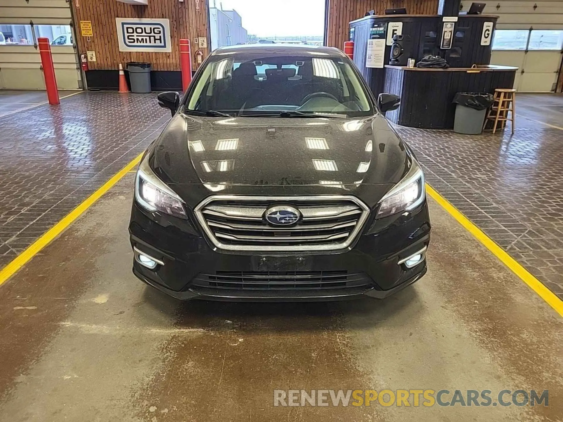 43 fotografías del automóvil dañado 4S3BNAF66K3030472 SUBARU LEGACY 2019