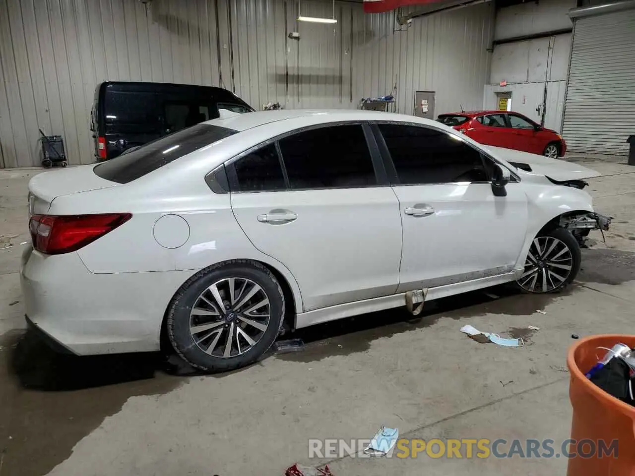 3 fotografías del automóvil dañado 4S3BNAF68K3014855 SUBARU LEGACY 2019