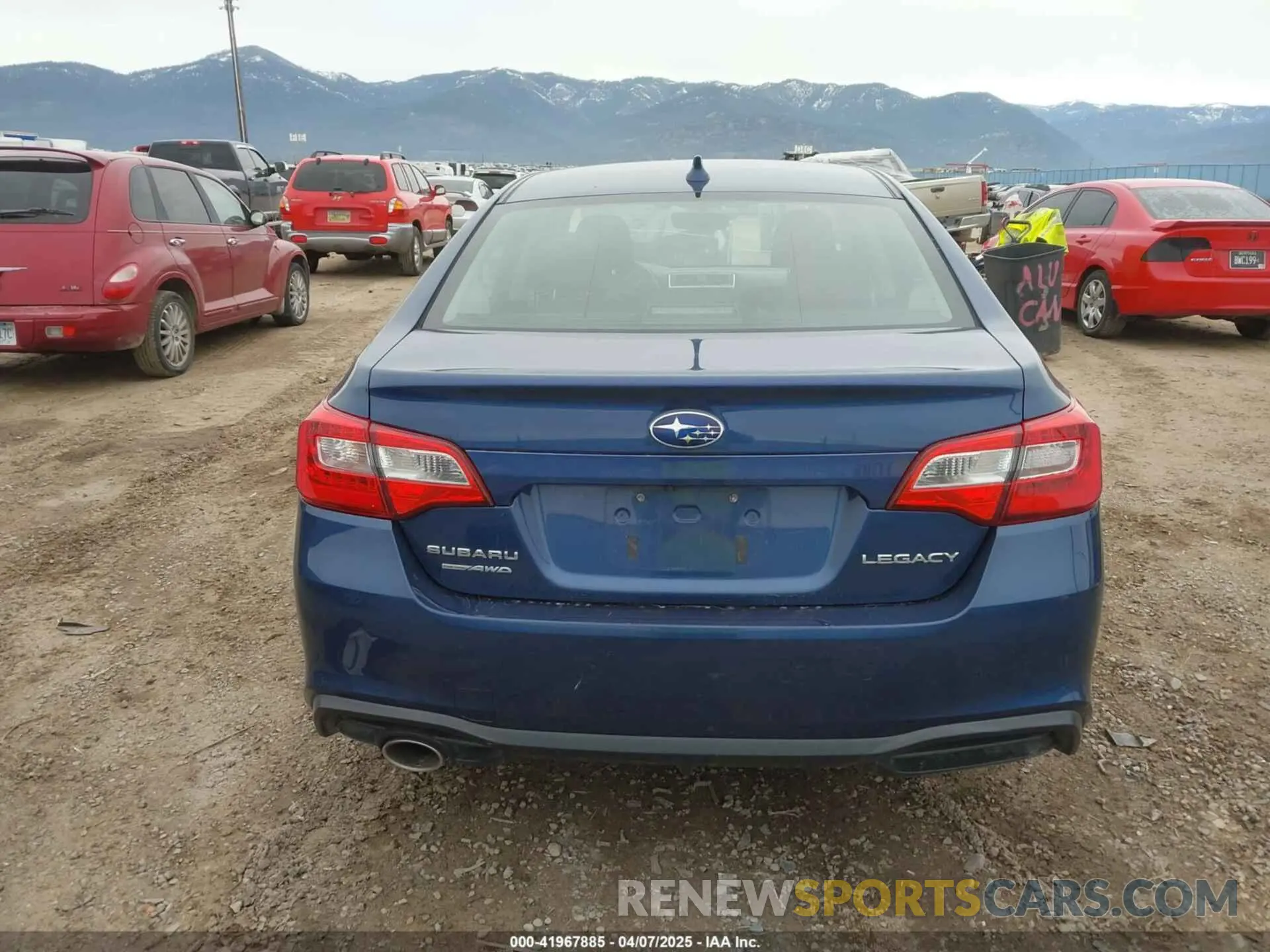 17 fotografías del automóvil dañado 4S3BNAF68K3016704 SUBARU LEGACY 2019
