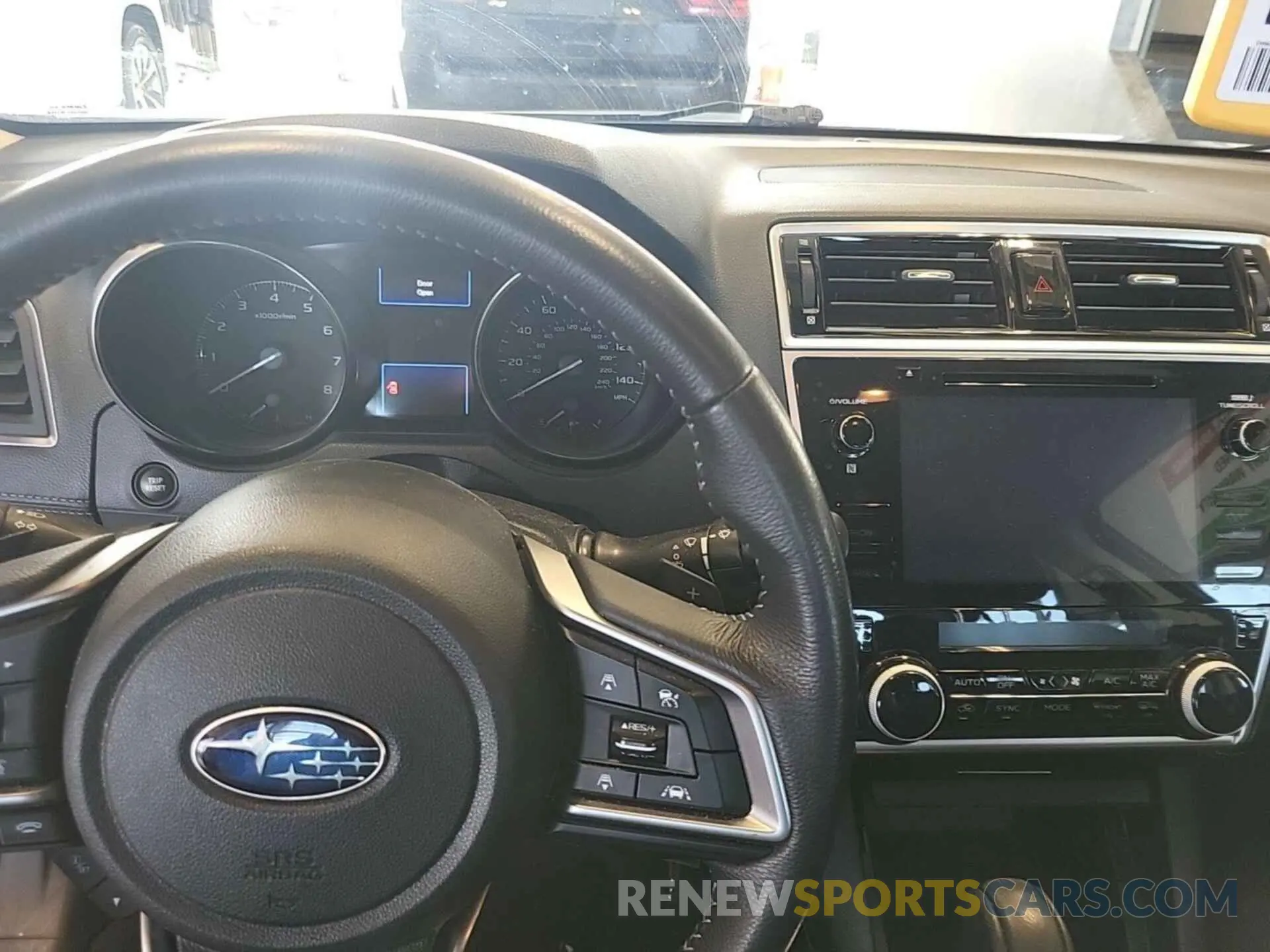 24 fotografías del automóvil dañado 4S3BNAF68K3030215 SUBARU LEGACY 2019