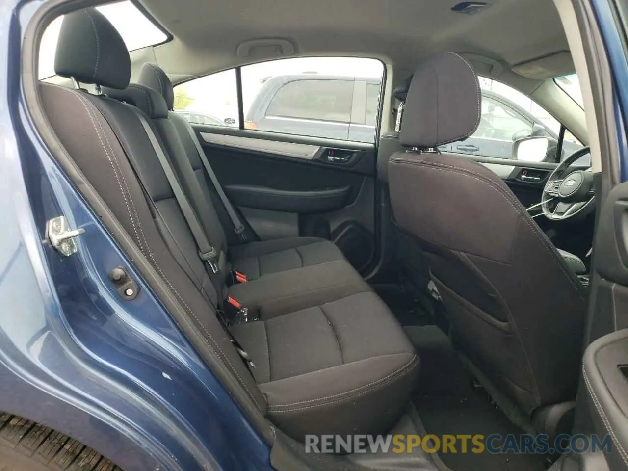 10 fotografías del automóvil dañado 4S3BNAF69K3011382 SUBARU LEGACY 2019