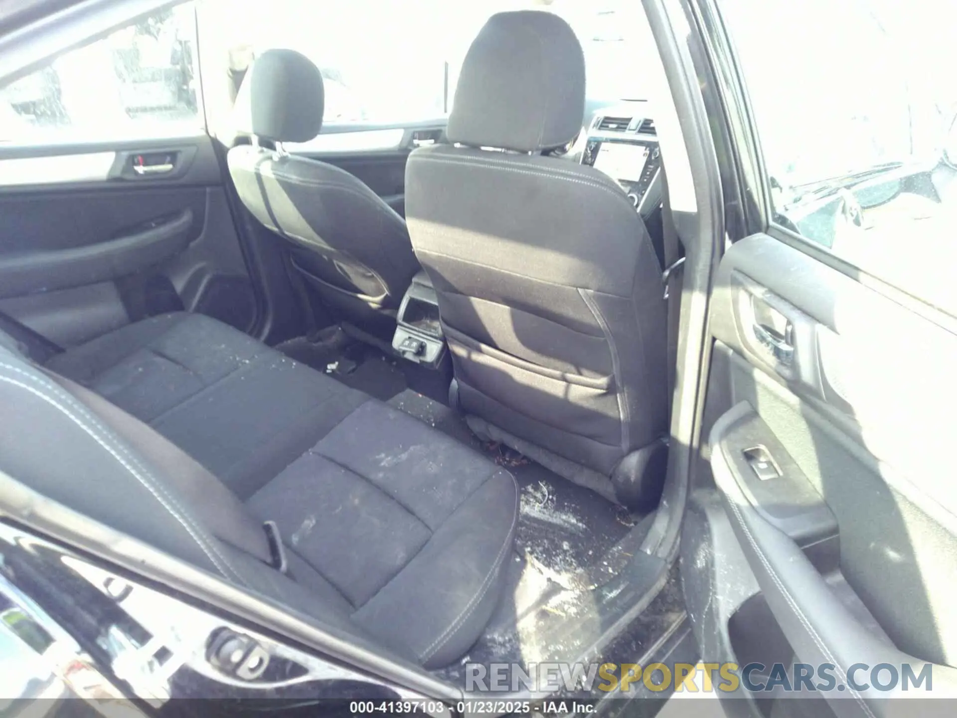 8 fotografías del automóvil dañado 4S3BNAH69K3035307 SUBARU LEGACY 2019