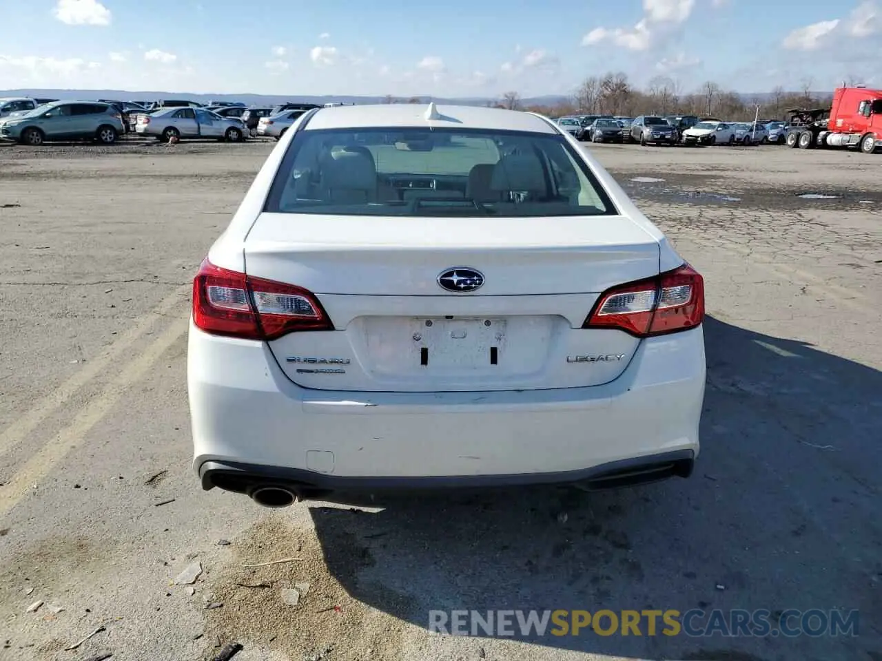 6 fotografías del automóvil dañado 4S3BNAJ62K3025440 SUBARU LEGACY 2019