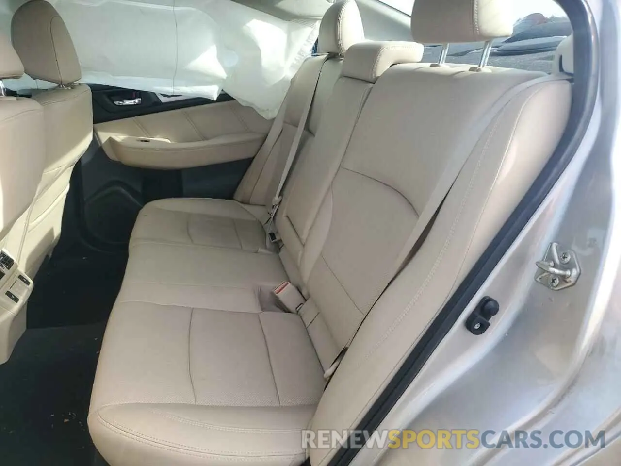 10 fotografías del automóvil dañado 4S3BNAN60K3027956 SUBARU LEGACY 2019
