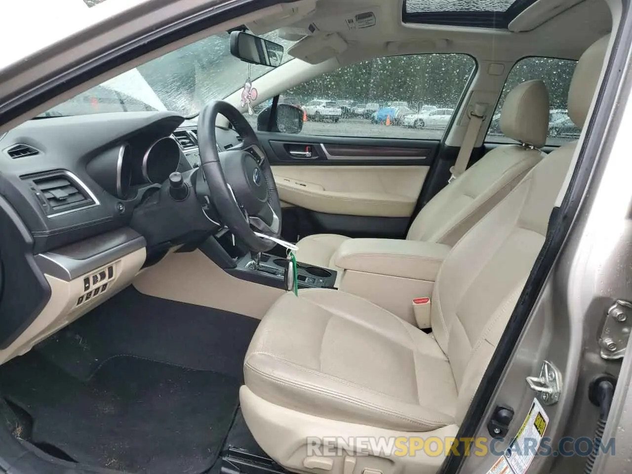 7 fotografías del automóvil dañado 4S3BNAN61K3035077 SUBARU LEGACY 2019