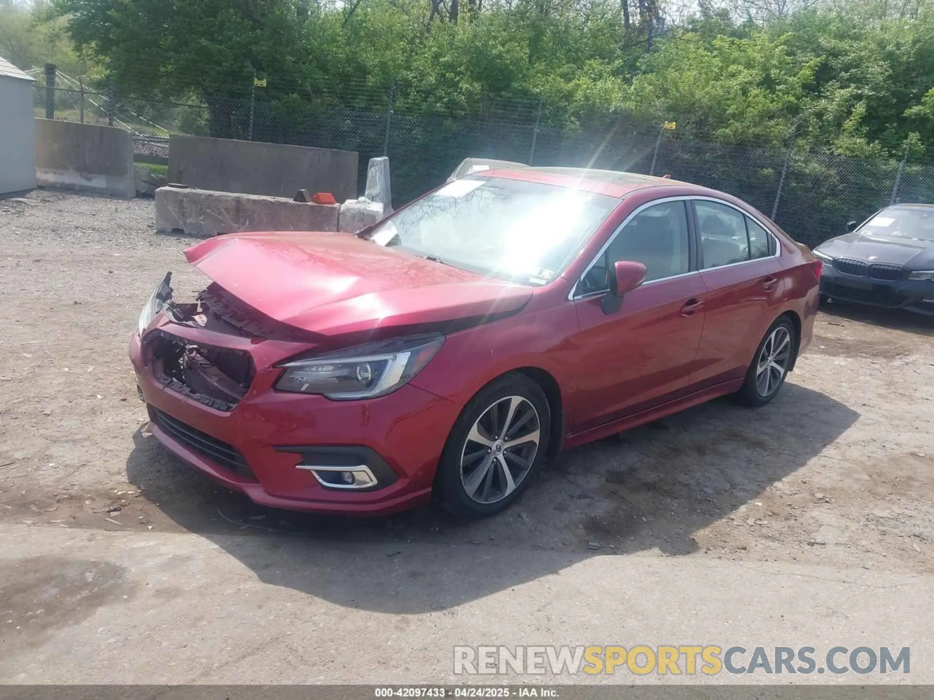 2 fotografías del automóvil dañado 4S3BNAN62K3017705 SUBARU LEGACY 2019