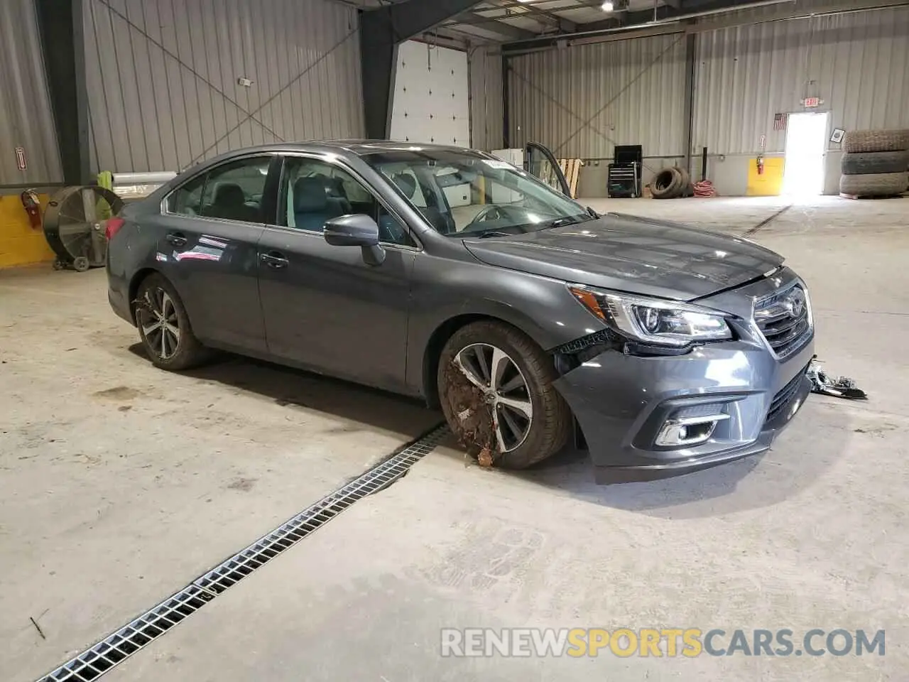 4 fotografías del automóvil dañado 4S3BNAN64K3028141 SUBARU LEGACY 2019
