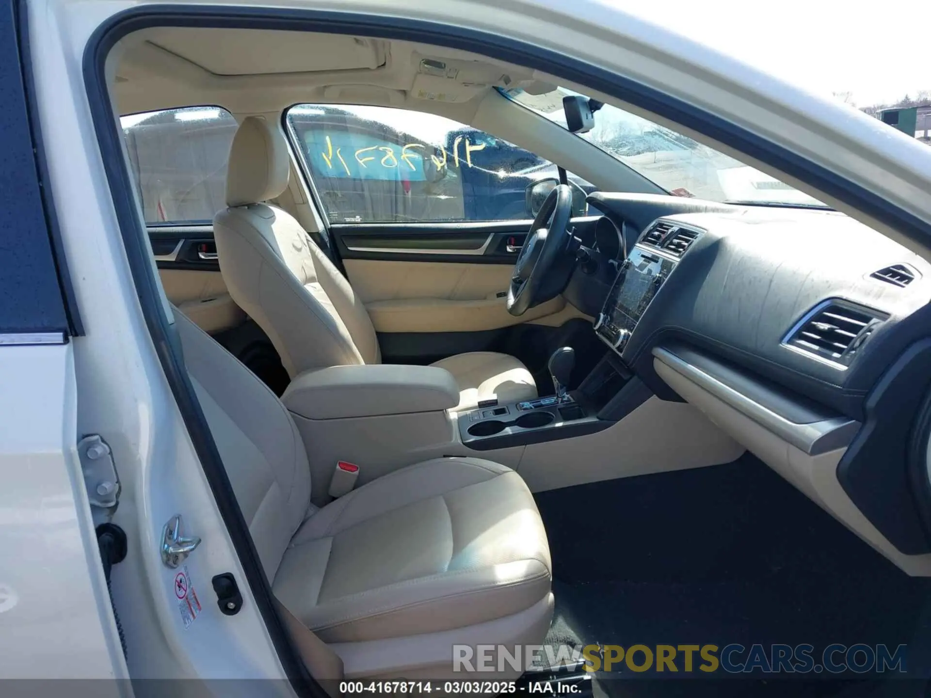 5 fotografías del automóvil dañado 4S3BNAN65K3009856 SUBARU LEGACY 2019