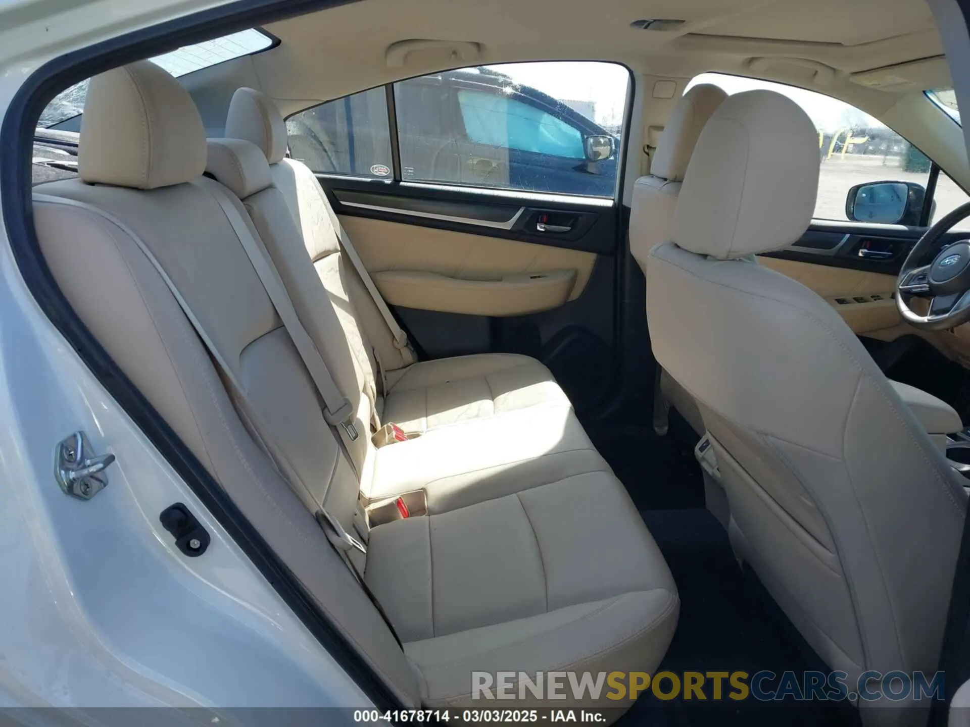 8 fotografías del automóvil dañado 4S3BNAN65K3009856 SUBARU LEGACY 2019