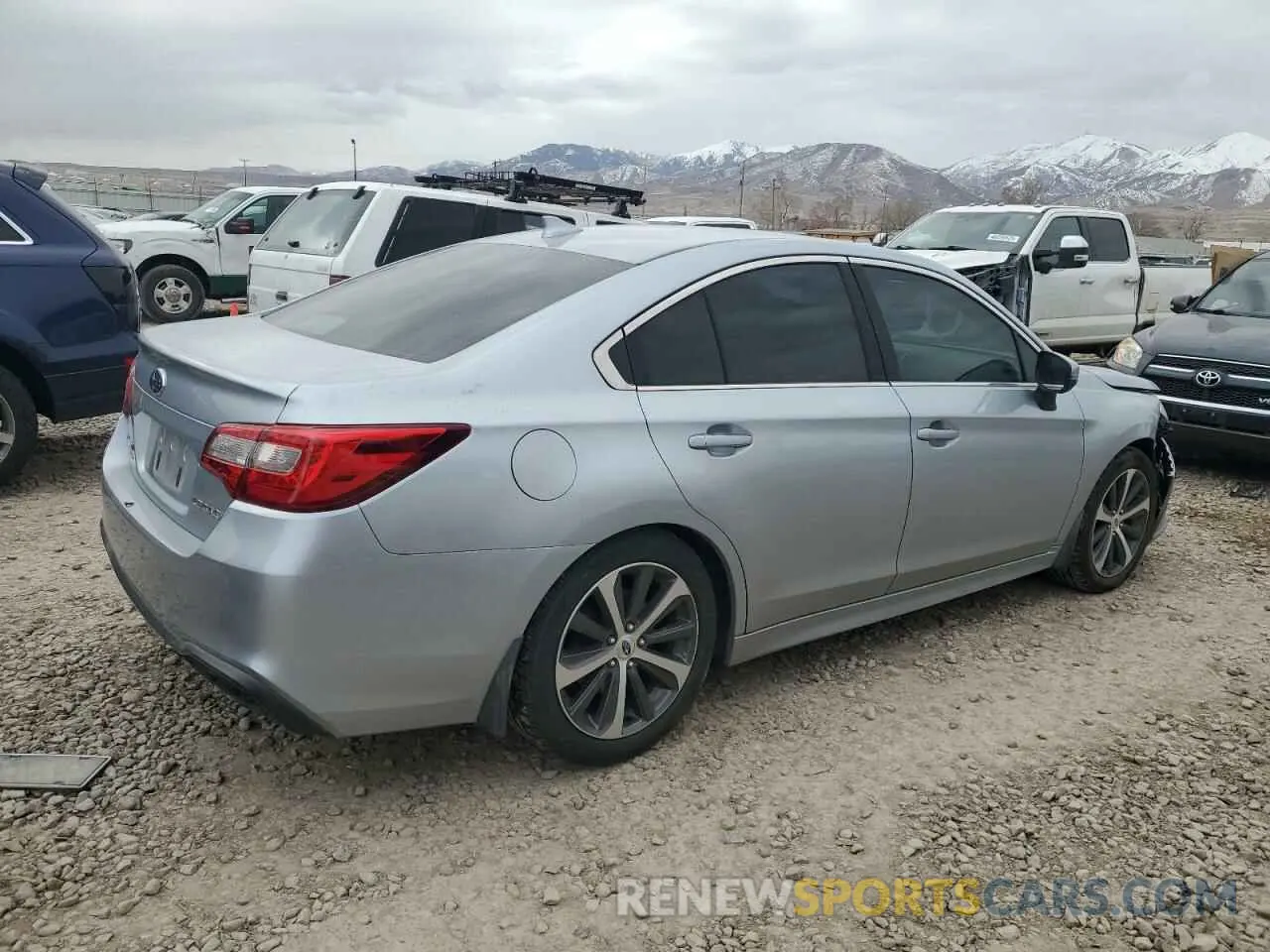 3 fotografías del automóvil dañado 4S3BNAN66K3003628 SUBARU LEGACY 2019