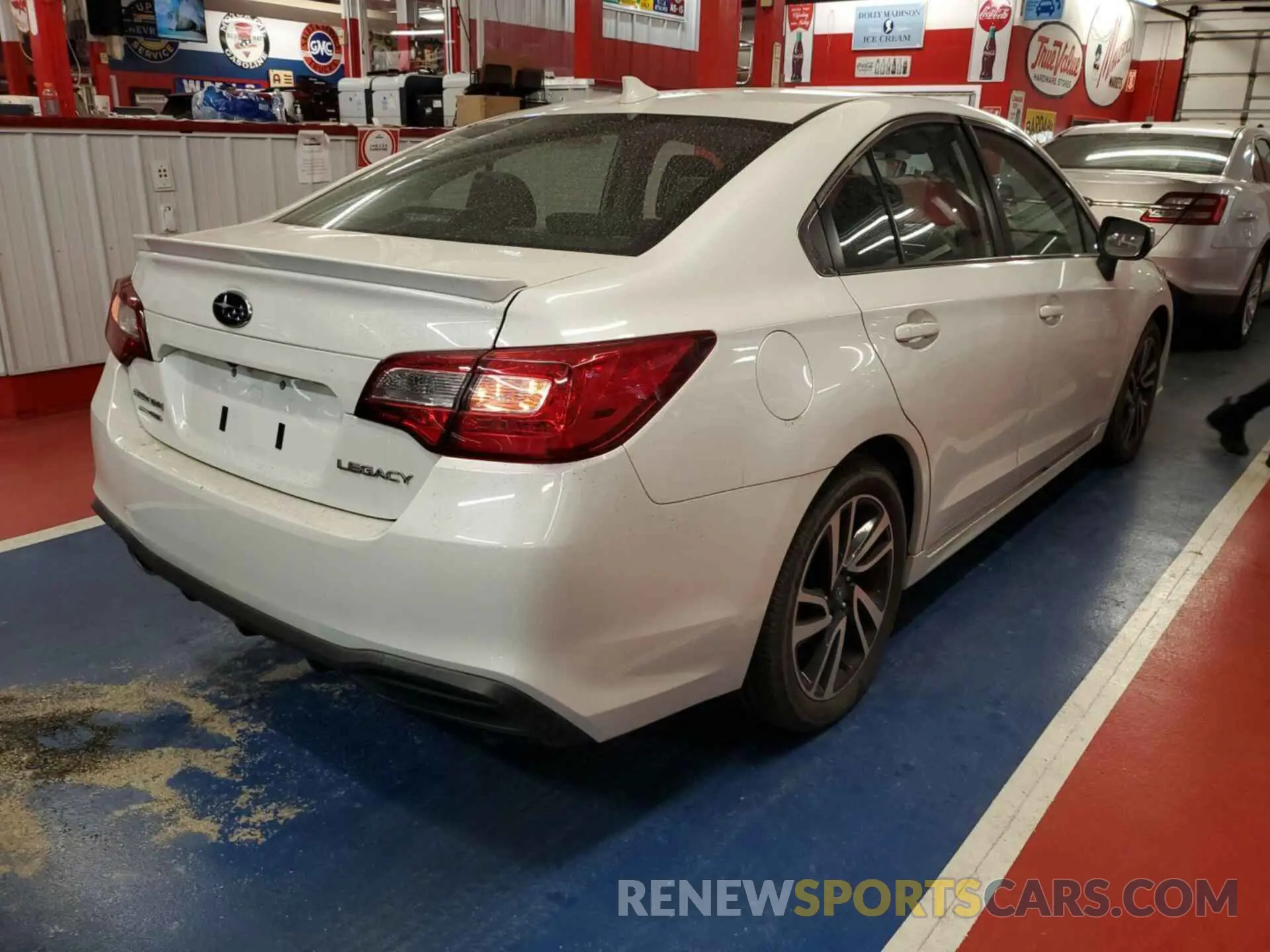 15 fotografías del automóvil dañado 4S3BNAR68K3040450 SUBARU LEGACY 2019