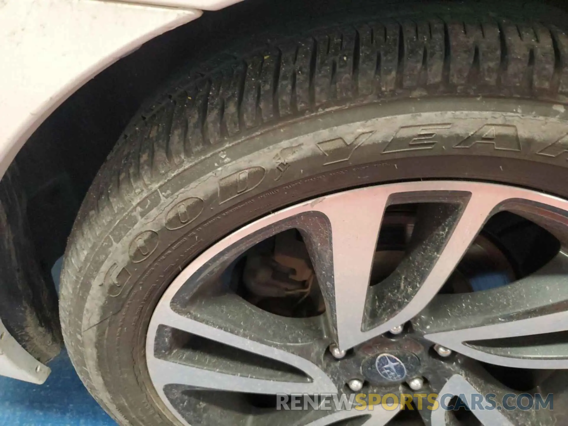 16 fotografías del automóvil dañado 4S3BNAR68K3040450 SUBARU LEGACY 2019
