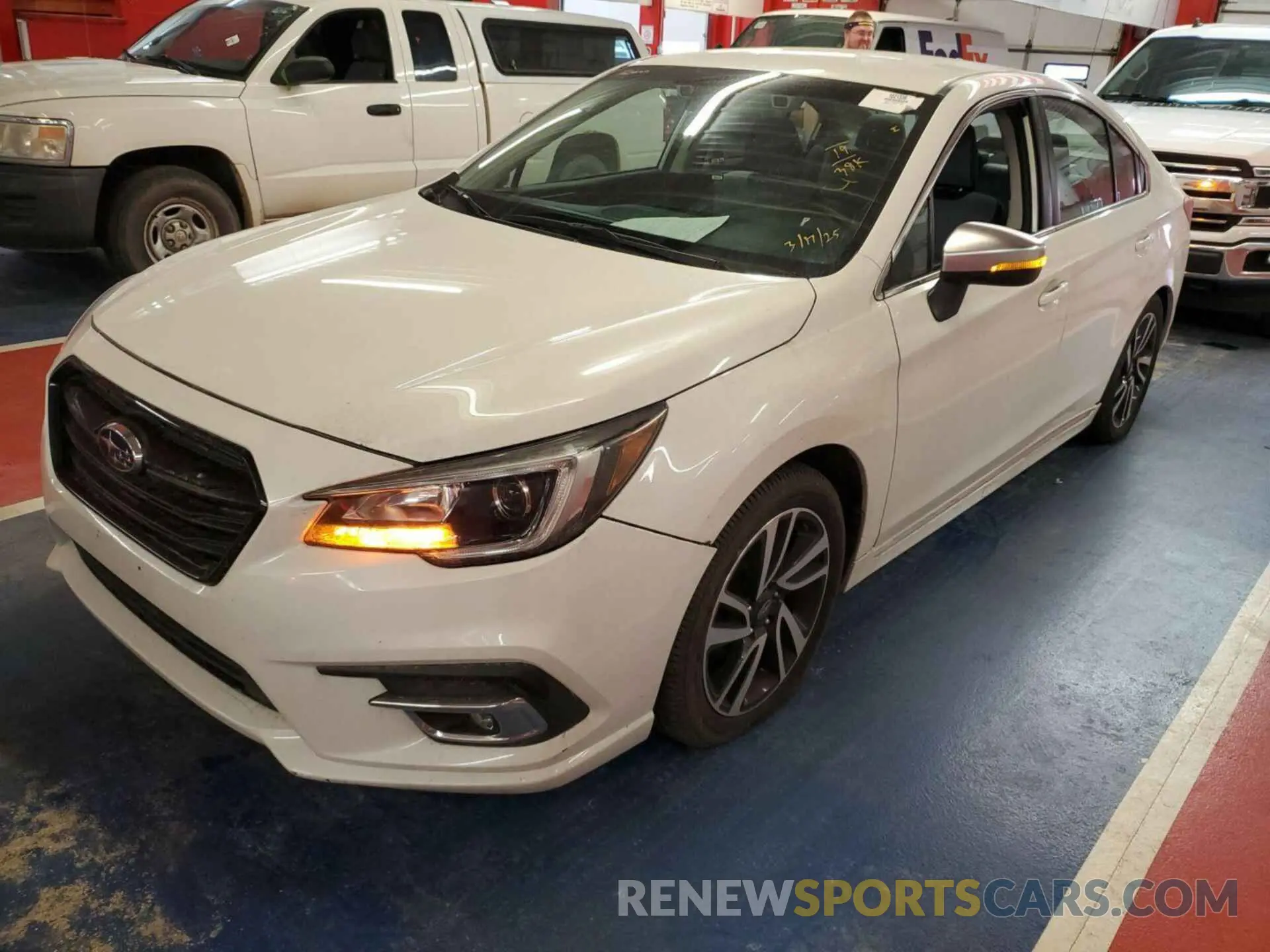 19 fotografías del automóvil dañado 4S3BNAR68K3040450 SUBARU LEGACY 2019