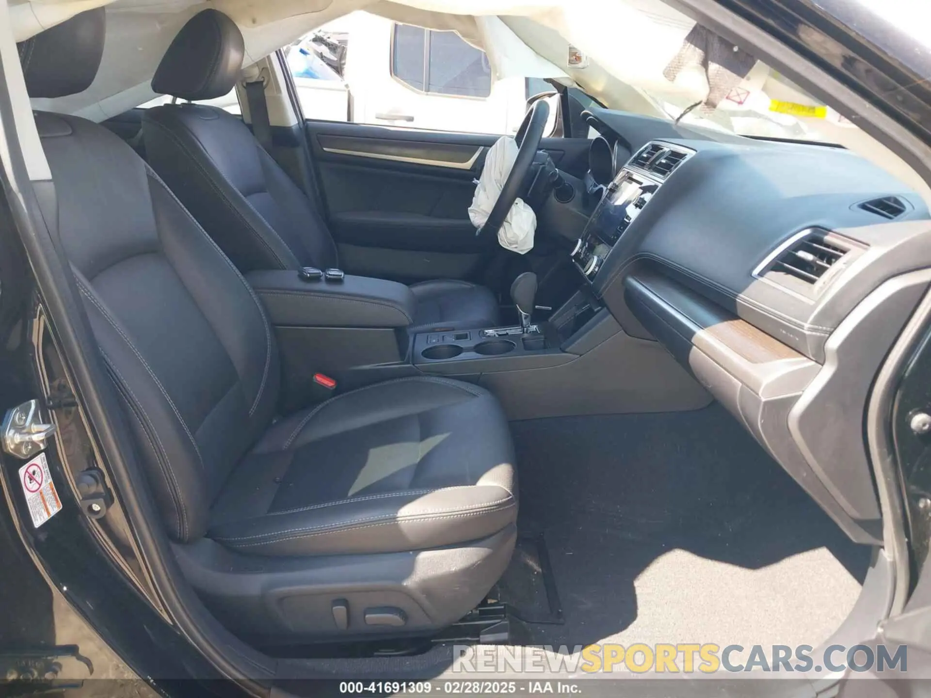 5 fotografías del automóvil dañado 4S3BNEJ63K3036454 SUBARU LEGACY 2019