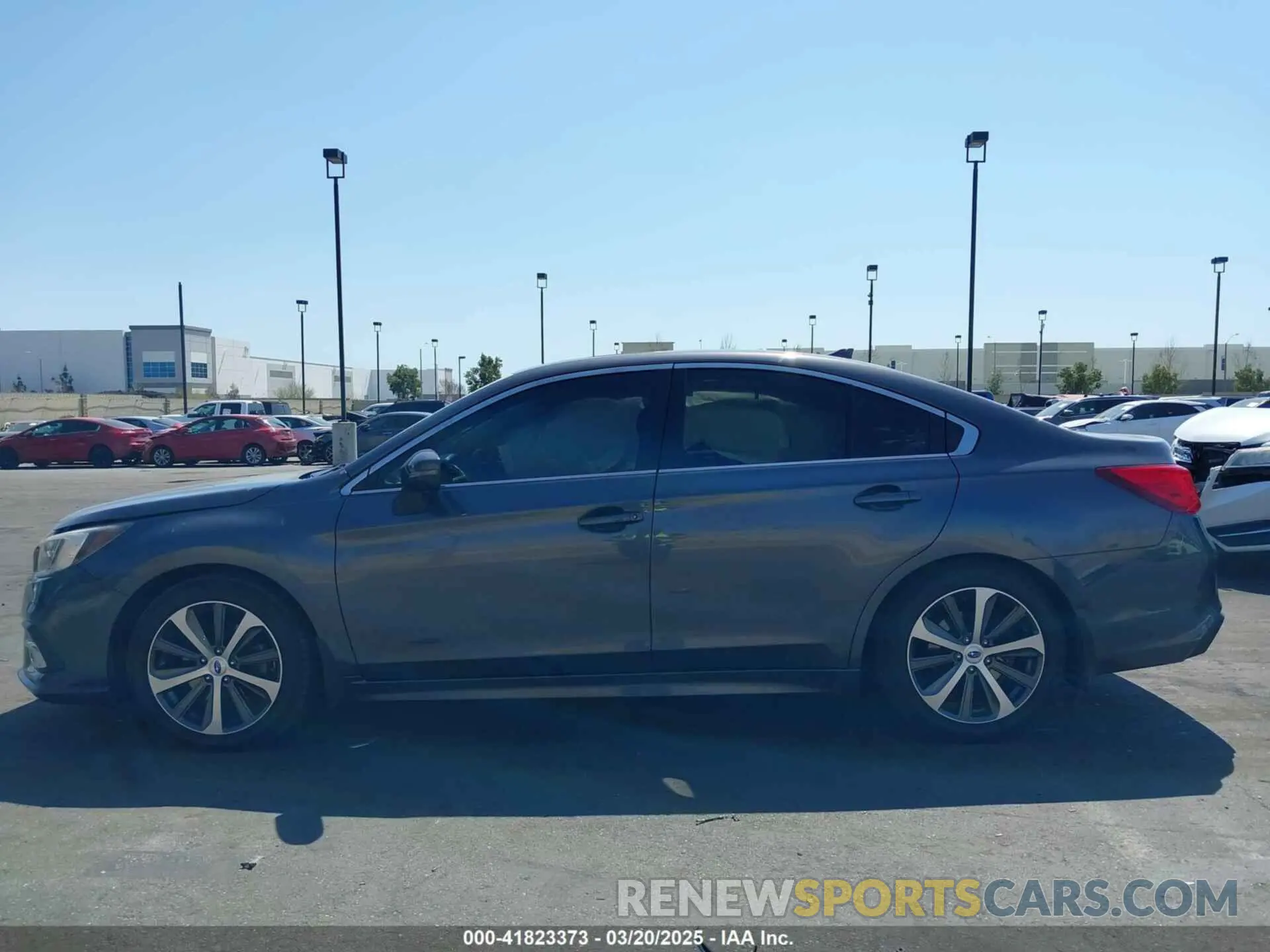 14 fotografías del automóvil dañado 4S3BNEN63K3003626 SUBARU LEGACY 2019