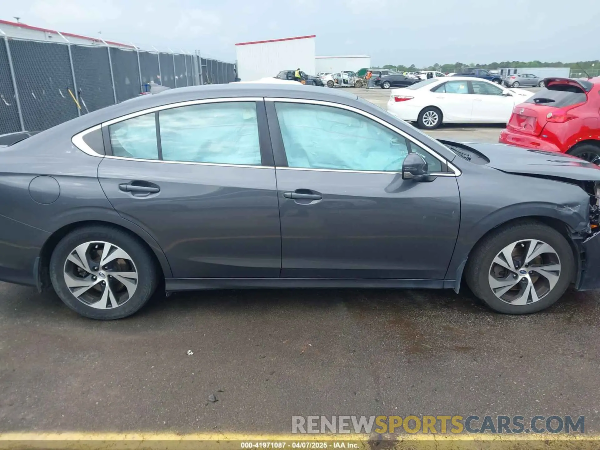13 fotografías del automóvil dañado 4S3BWAC65L3003816 SUBARU LEGACY 2020
