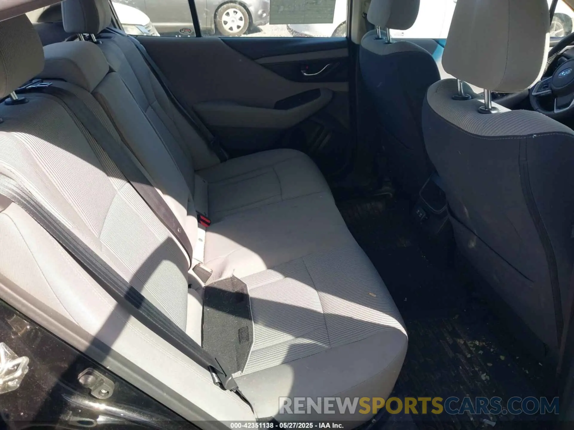 8 fotografías del automóvil dañado 4S3BWAC69L3016682 SUBARU LEGACY 2020