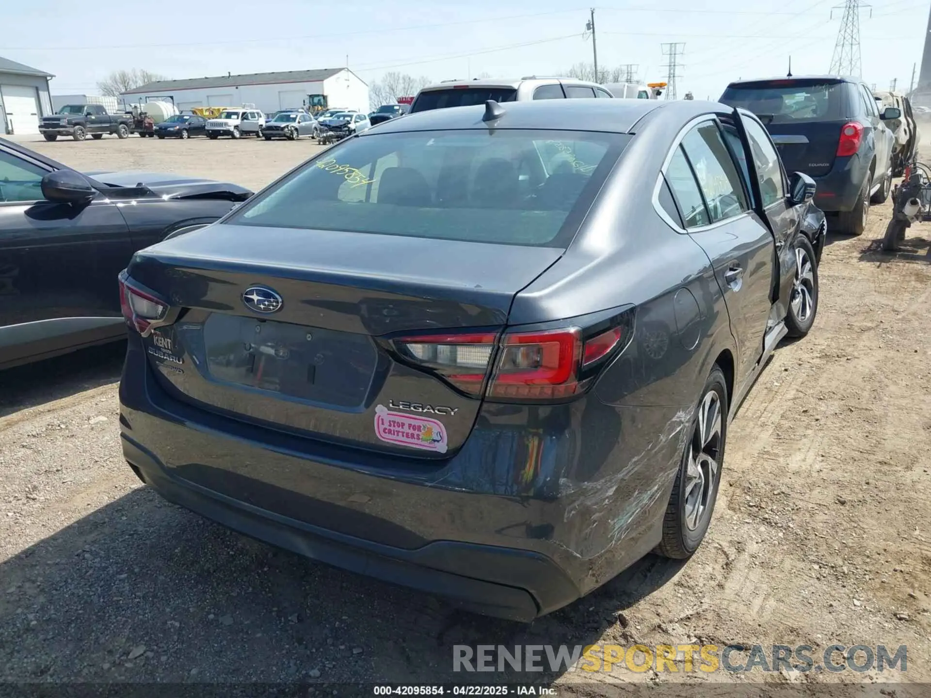 4 fotografías del automóvil dañado 4S3BWAC6XL3007022 SUBARU LEGACY 2020