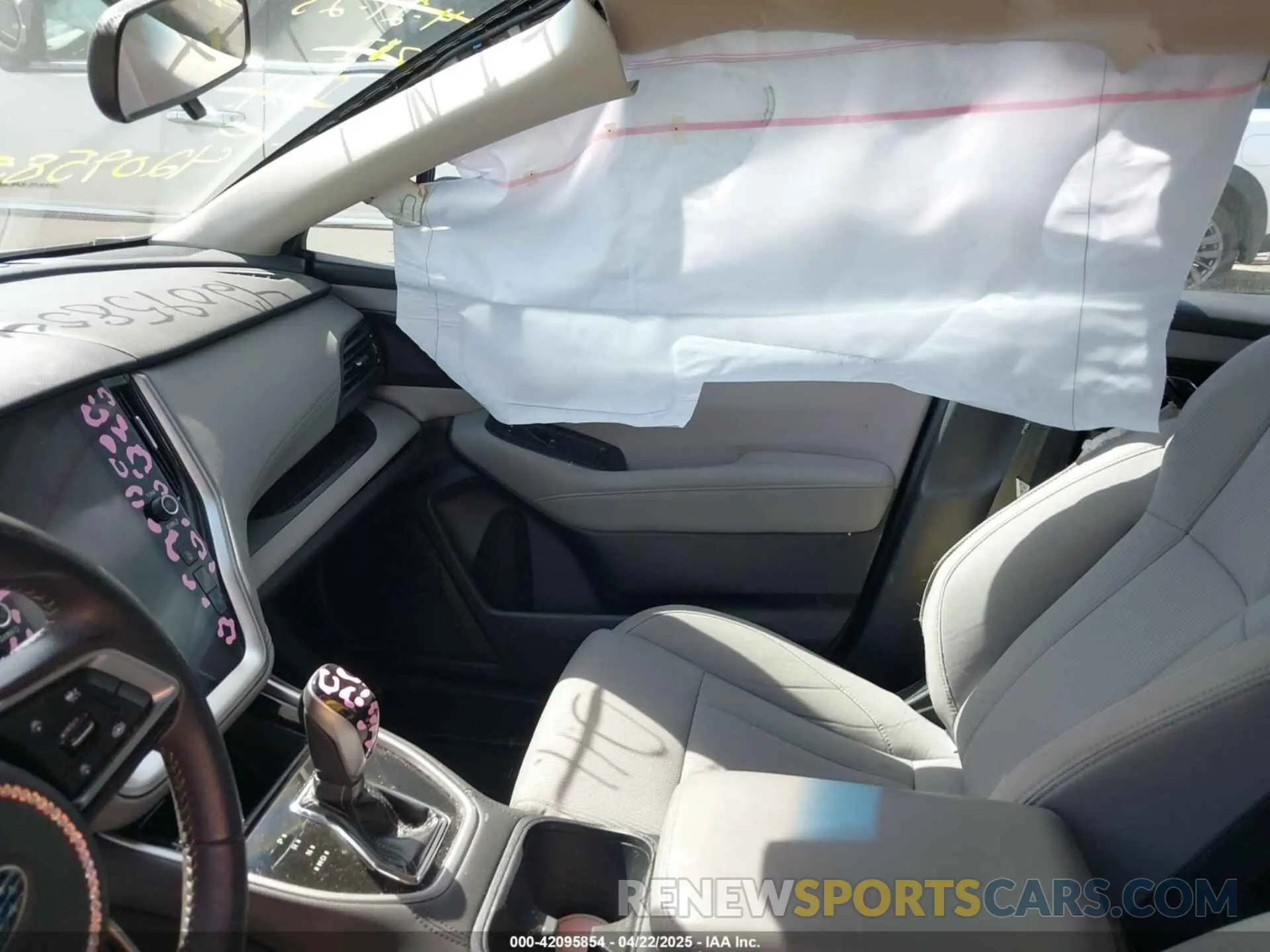 5 fotografías del automóvil dañado 4S3BWAC6XL3007022 SUBARU LEGACY 2020