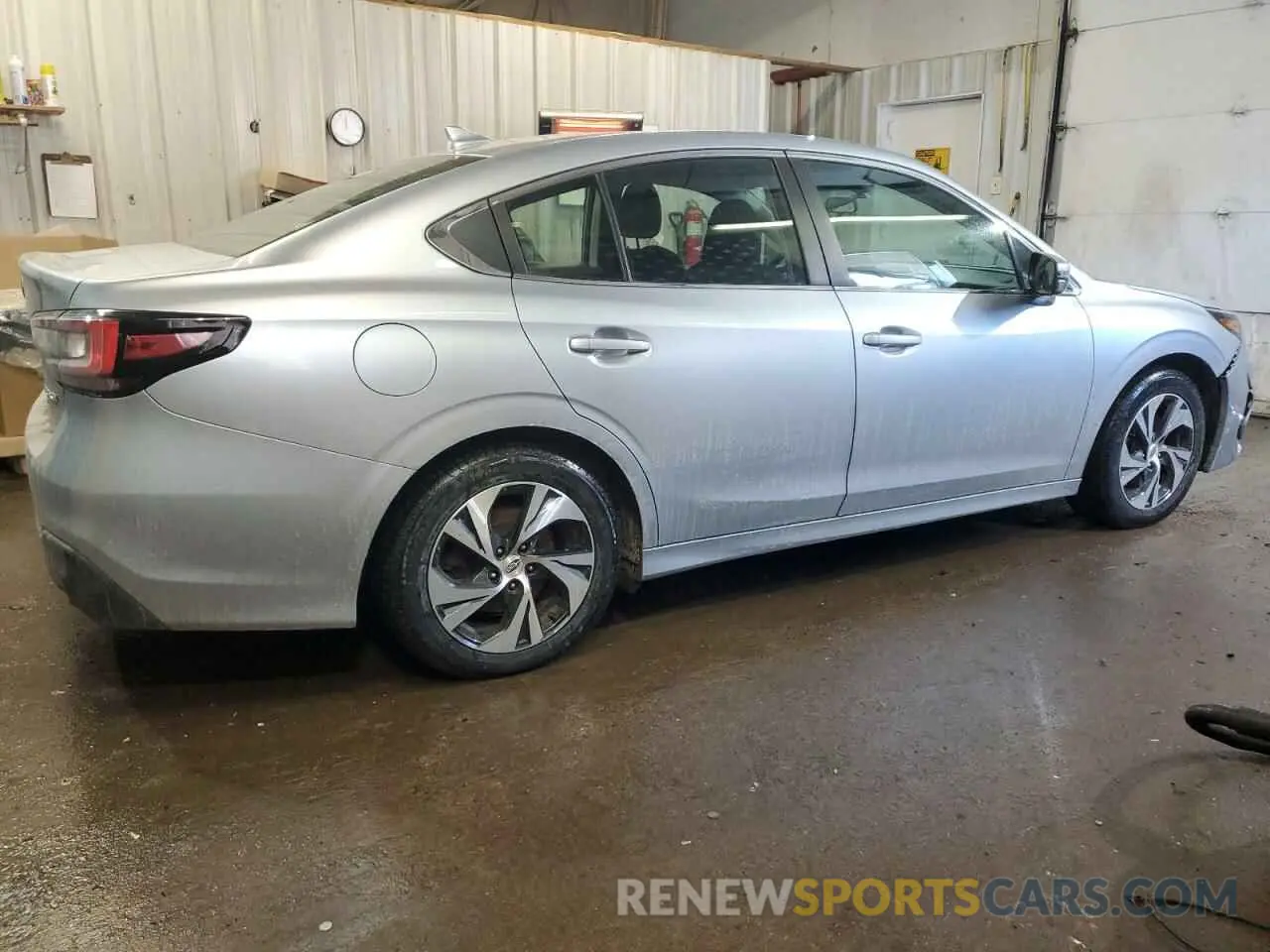 3 fotografías del automóvil dañado 4S3BWAC6XL3026704 SUBARU LEGACY 2020
