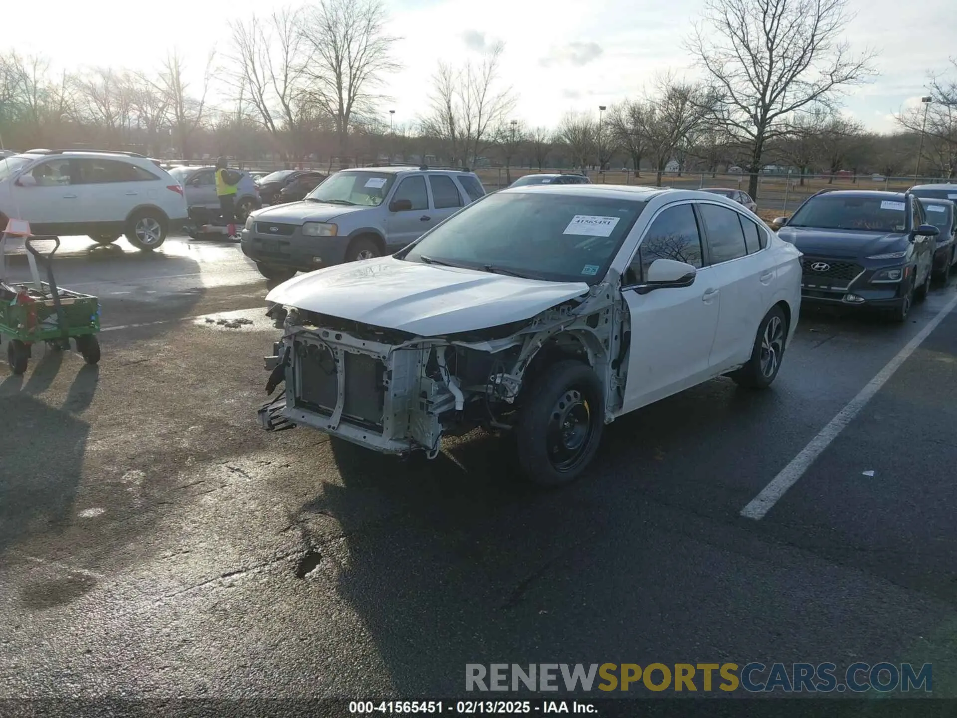 2 fotografías del automóvil dañado 4S3BWAE67L3034241 SUBARU LEGACY 2020