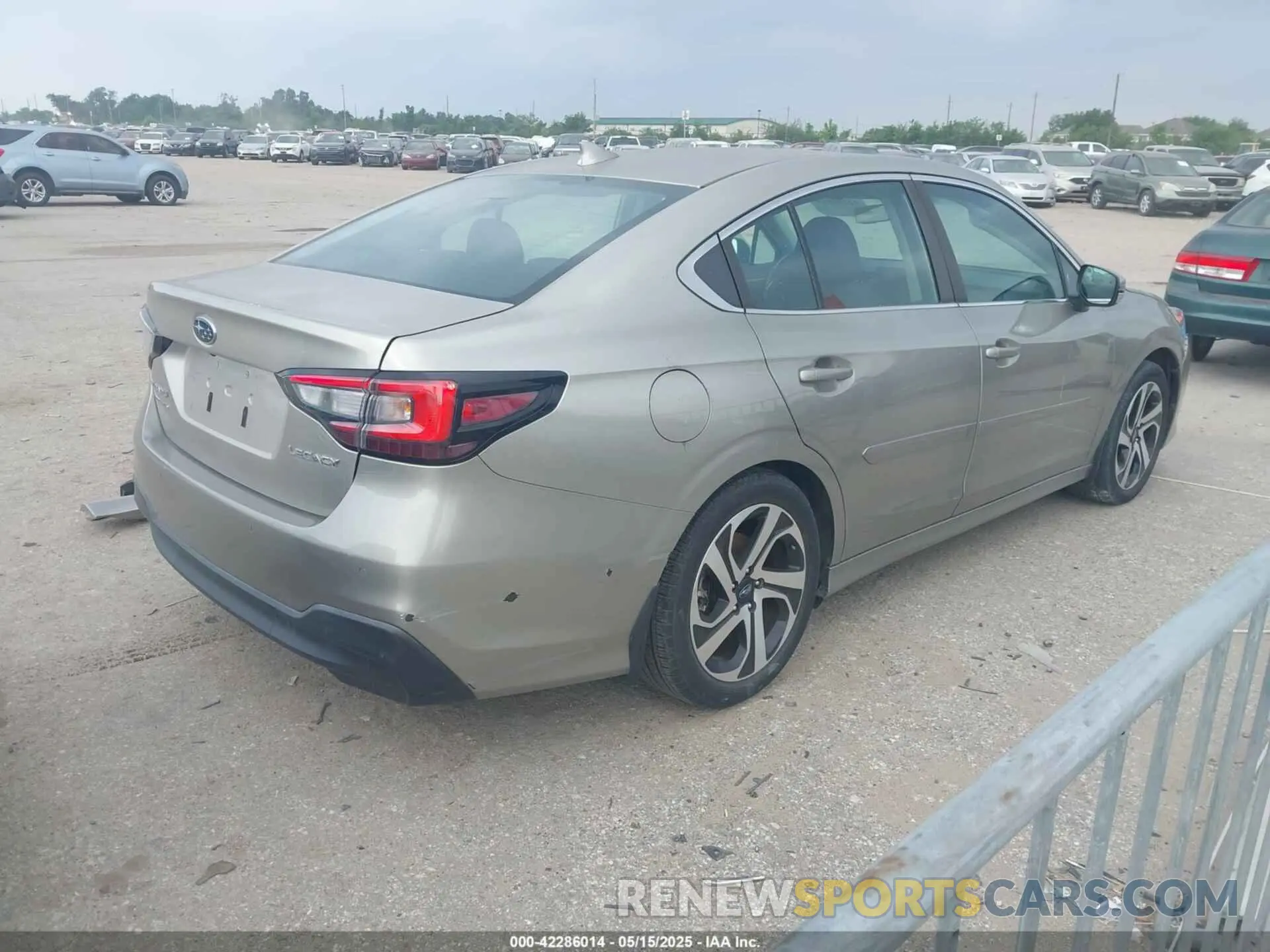 4 fotografías del automóvil dañado 4S3BWAN60L3026689 SUBARU LEGACY 2020