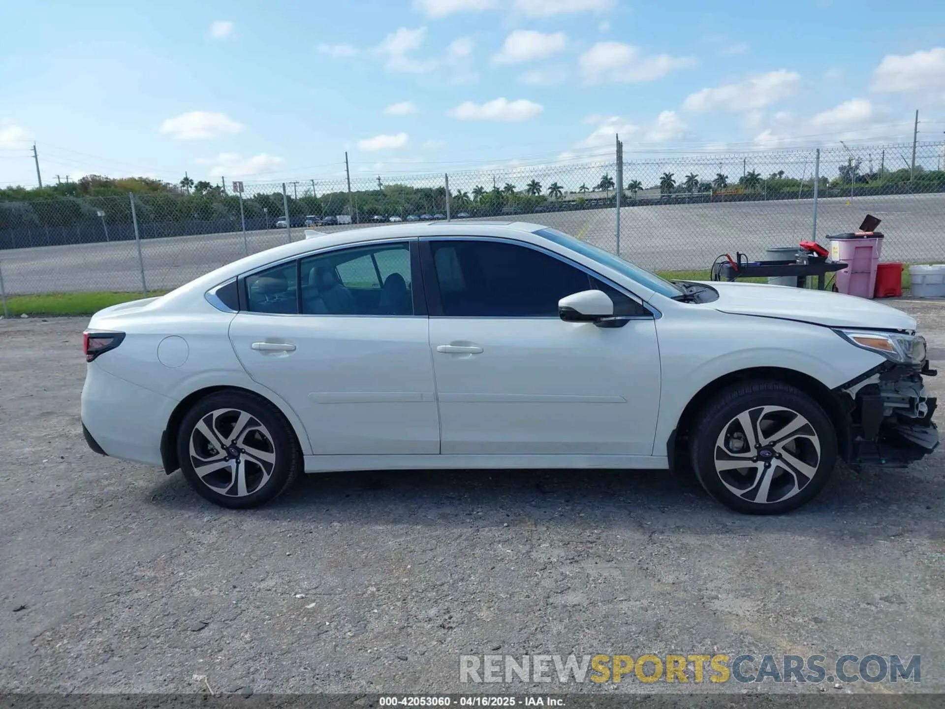 13 fotografías del automóvil dañado 4S3BWAN6XL3023069 SUBARU LEGACY 2020