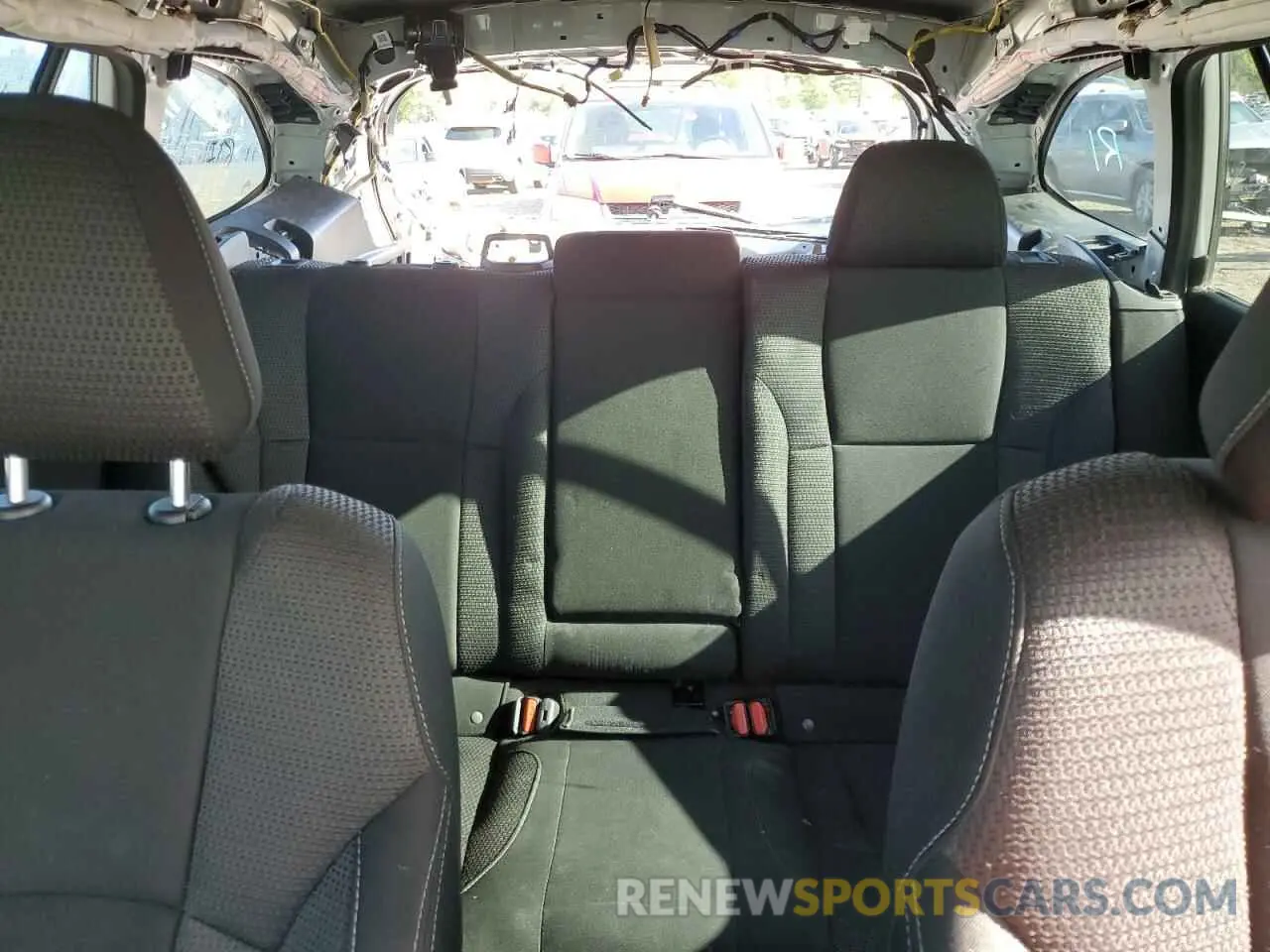 10 fotografías del automóvil dañado 4S4BTAAC6L3252817 SUBARU LEGACY 2020