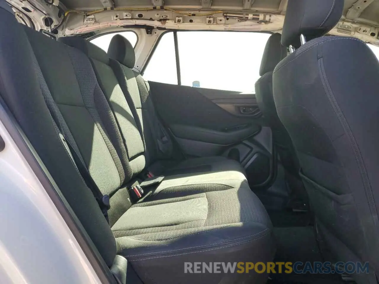 11 fotografías del automóvil dañado 4S4BTAAC6L3252817 SUBARU LEGACY 2020