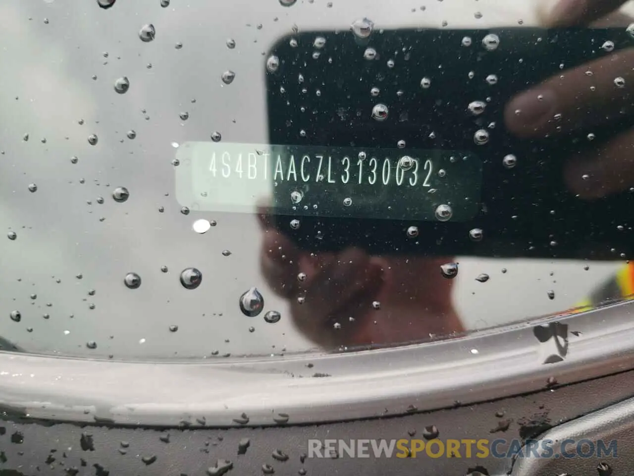 13 fotografías del automóvil dañado 4S4BTAAC7L3130032 SUBARU LEGACY 2020